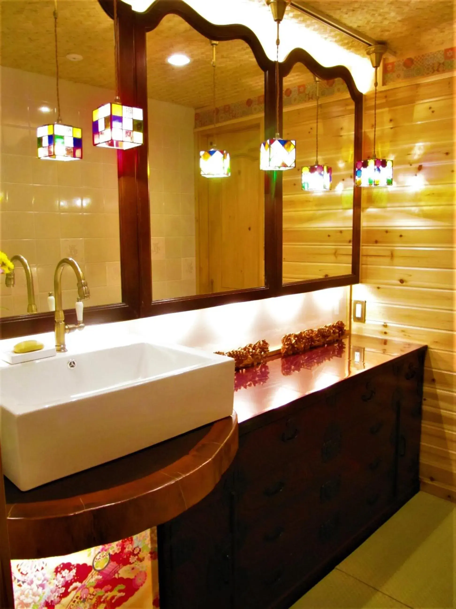 Decorative detail, Bathroom in Dyeing and Hostel Nakashimaya