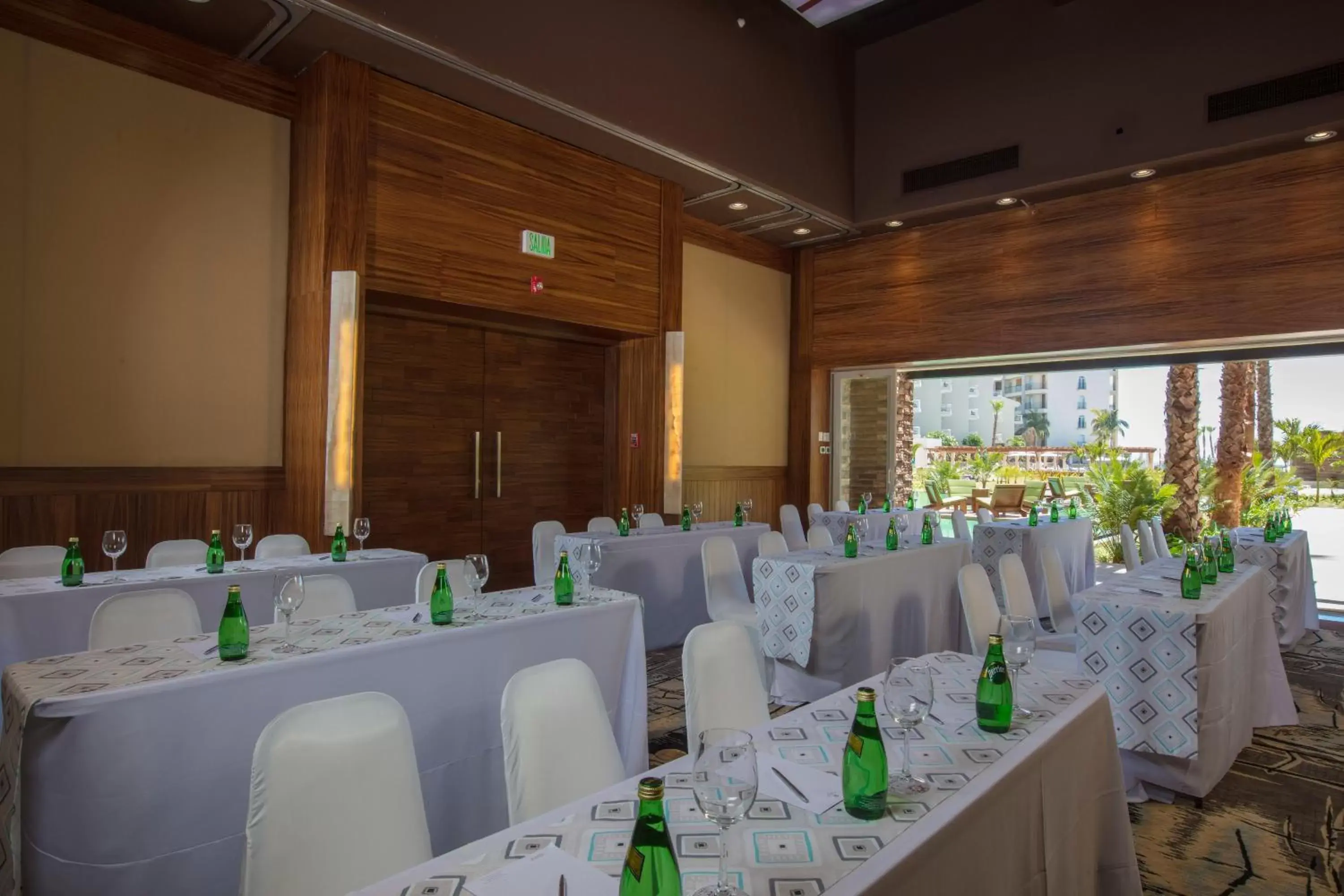 Meeting/conference room in Krystal Grand Los Cabos - All Inclusive