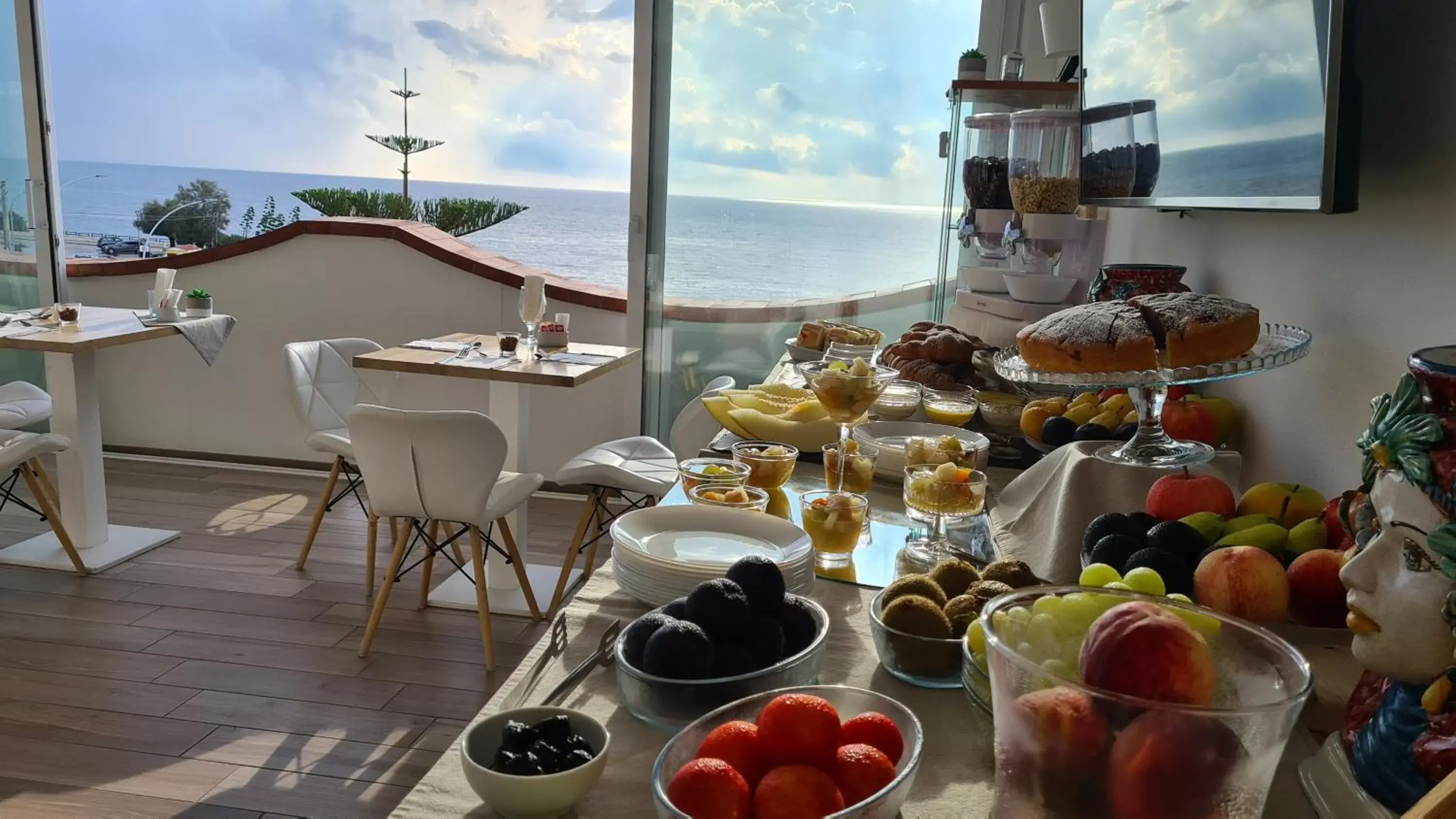 Breakfast in Pantanello Rooms Avola