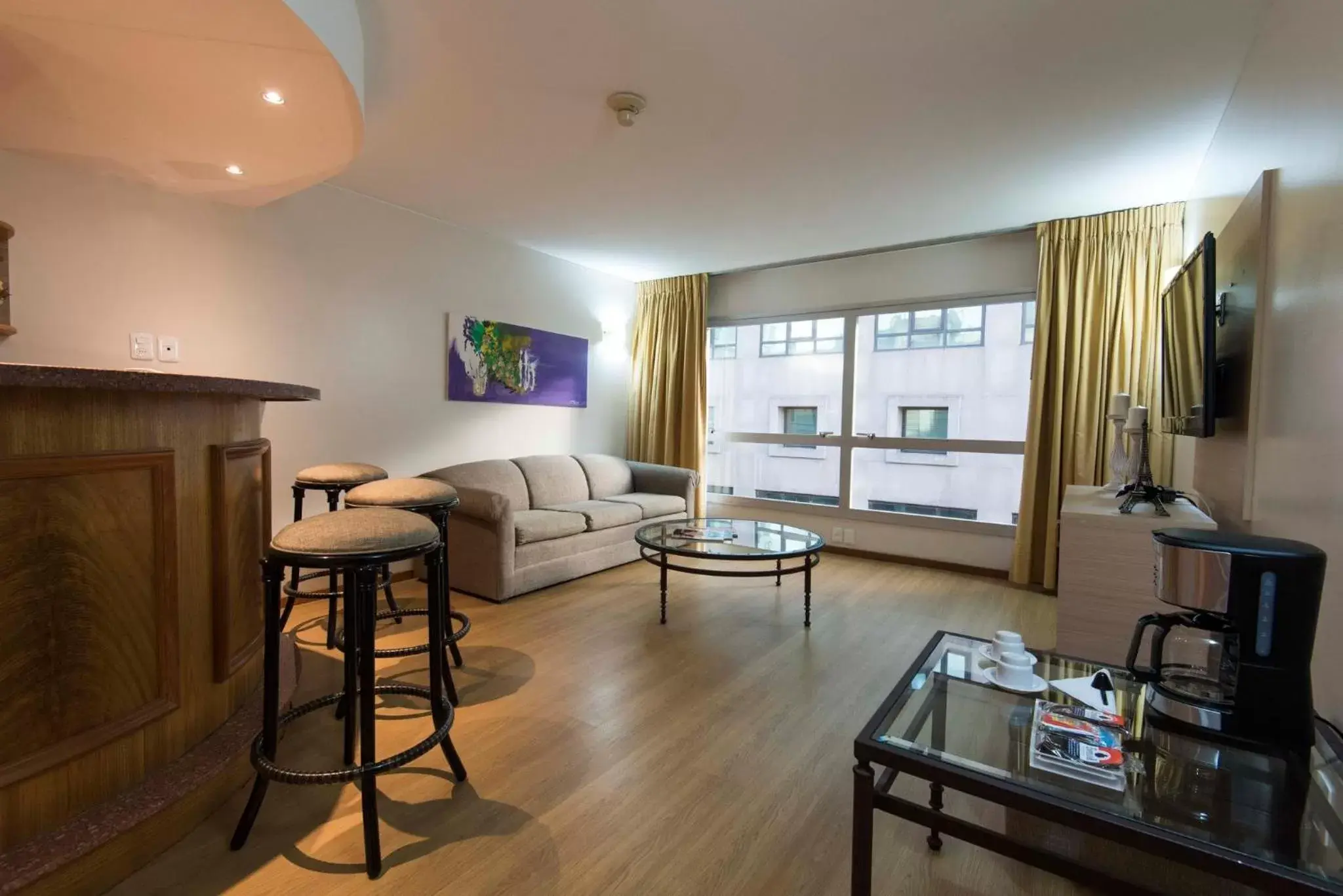 Bedroom, Seating Area in Holiday Inn Montevideo, an IHG Hotel