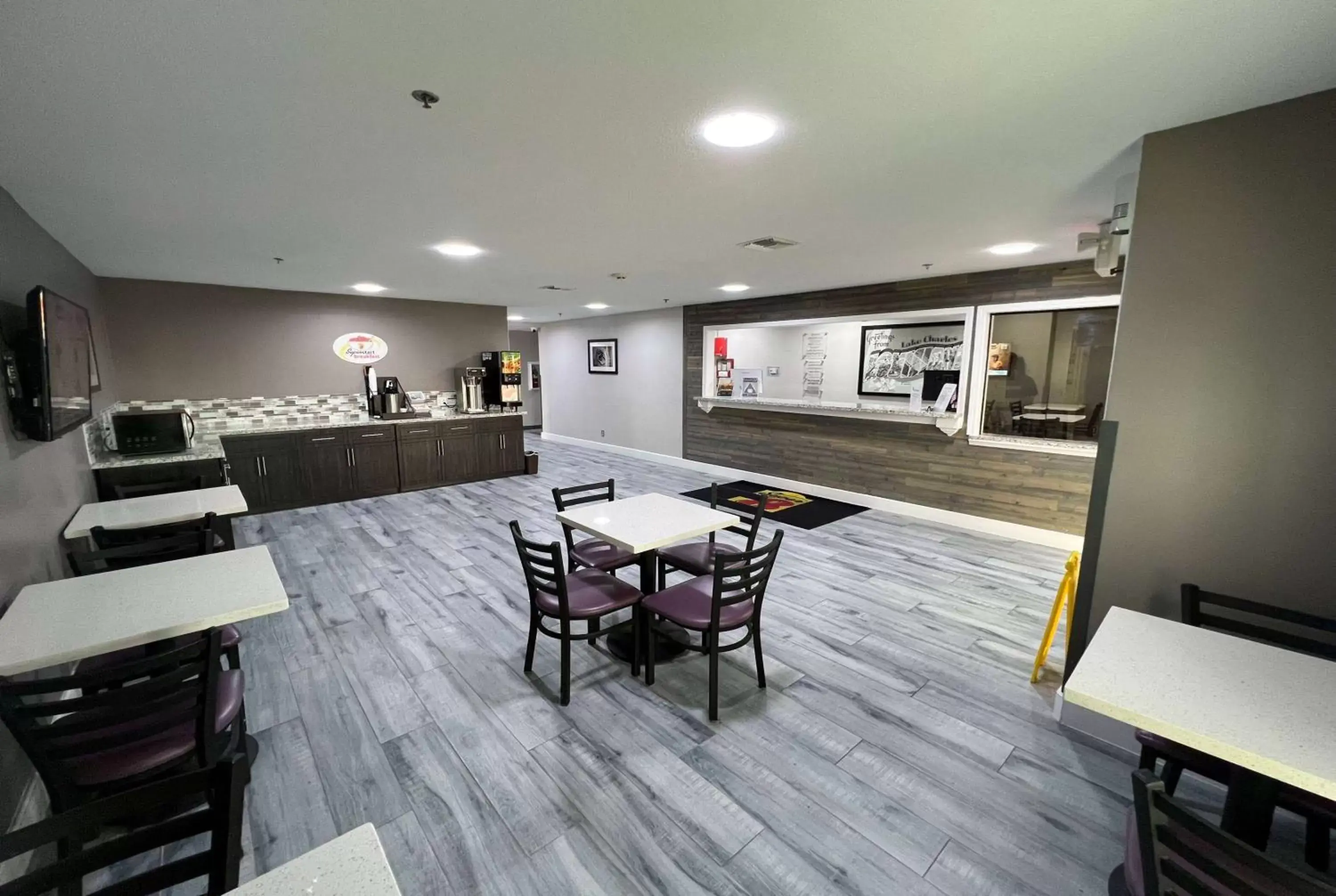 Restaurant/places to eat in Super 8 by Wyndham Lake Charles/Sulphur Restaurant/places to eat in Super 8 by Wyndham Lake Charles/Sulphur