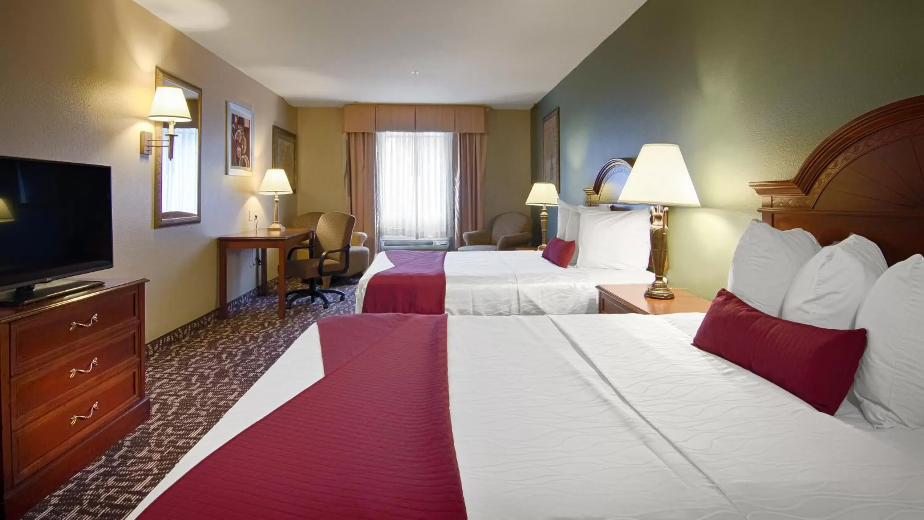 Photo of the whole room, Bed in Best Western Plus The Woodlands