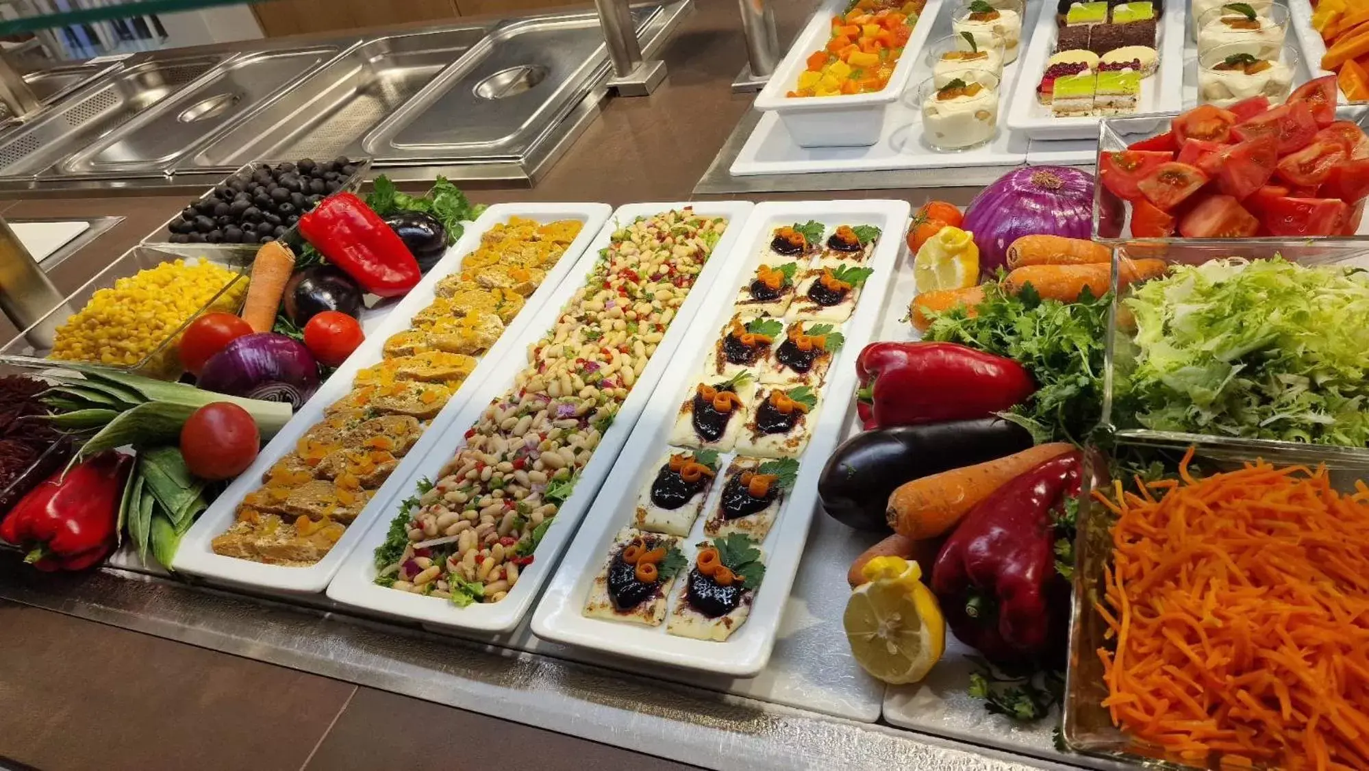 Restaurant/places to eat in Route Active Hotel Restaurant/places to eat in Route Active Hotel