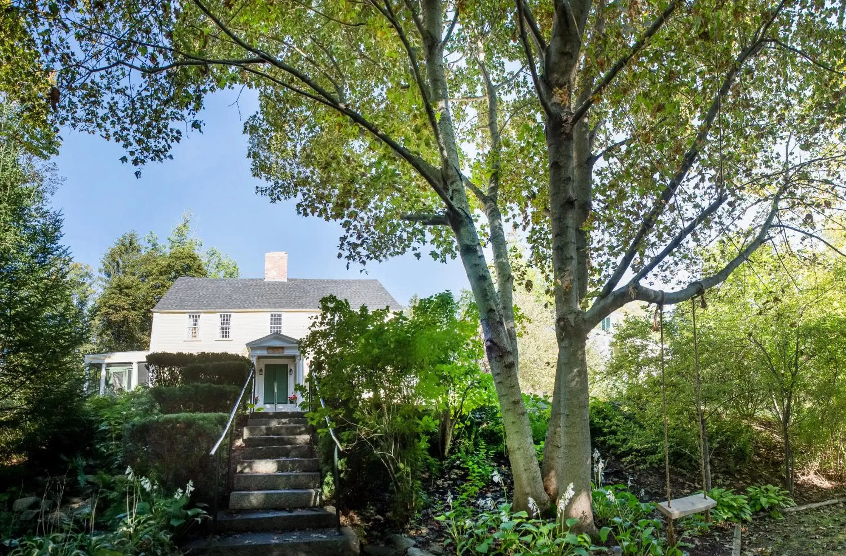 Garden view, Property Building in Three Chimneys Inn