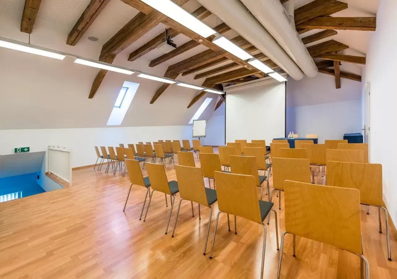 Meeting/conference room in Grand Hotel et Centre Thermal d'Yverdon-les-Bains
