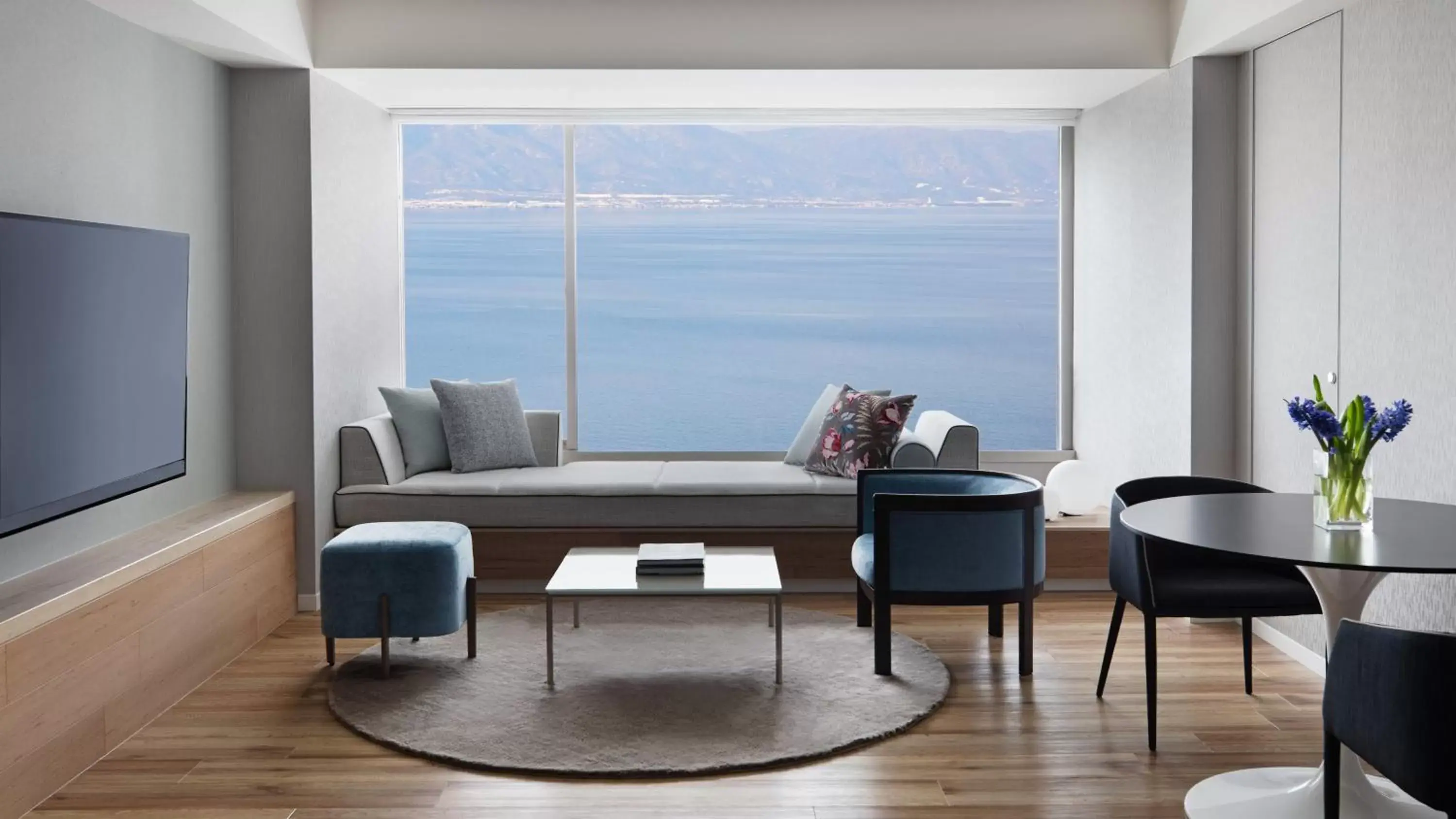 Photo of the whole room, Seating Area in Lake Biwa Marriott Hotel