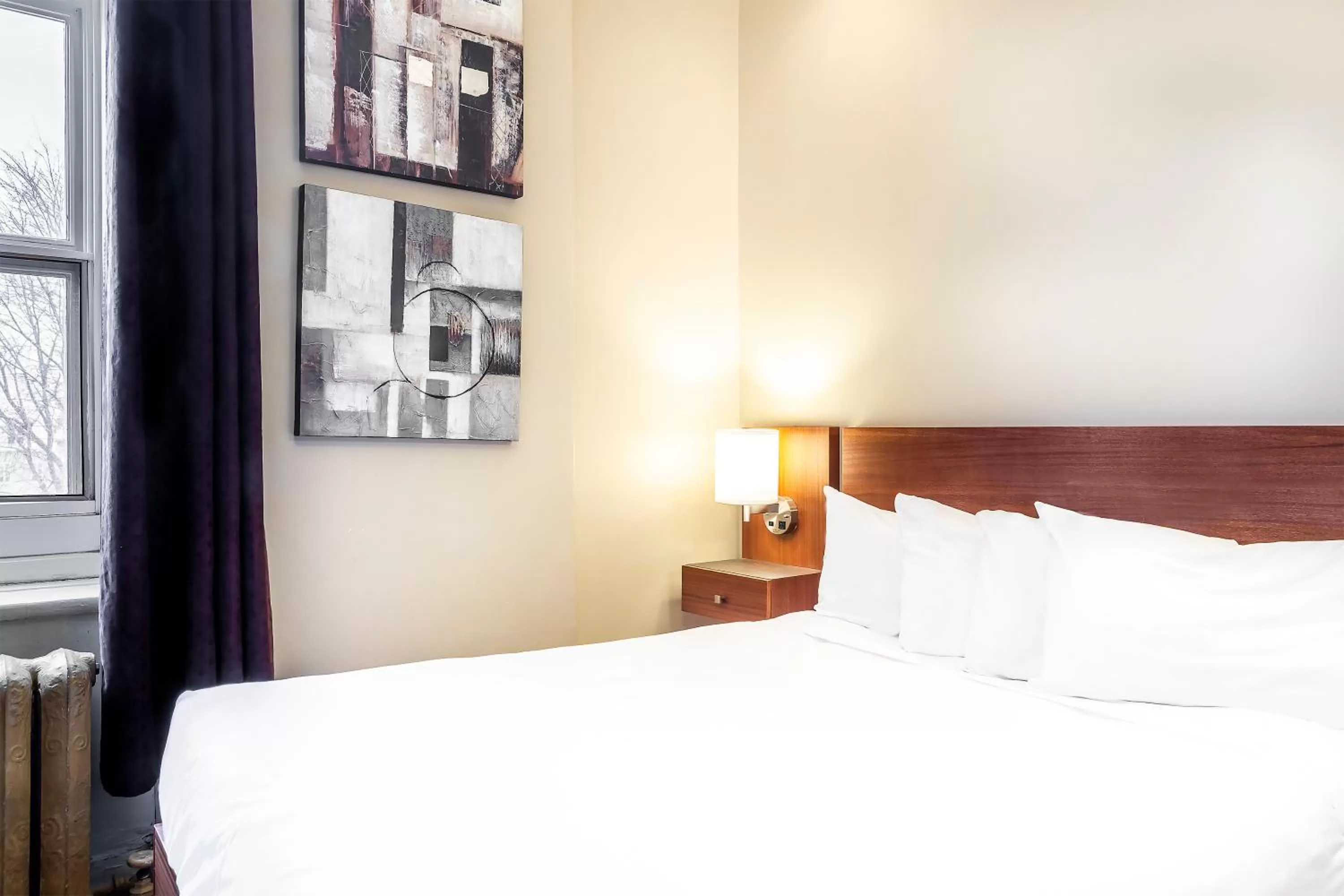 Bed in Hotel Ermitage