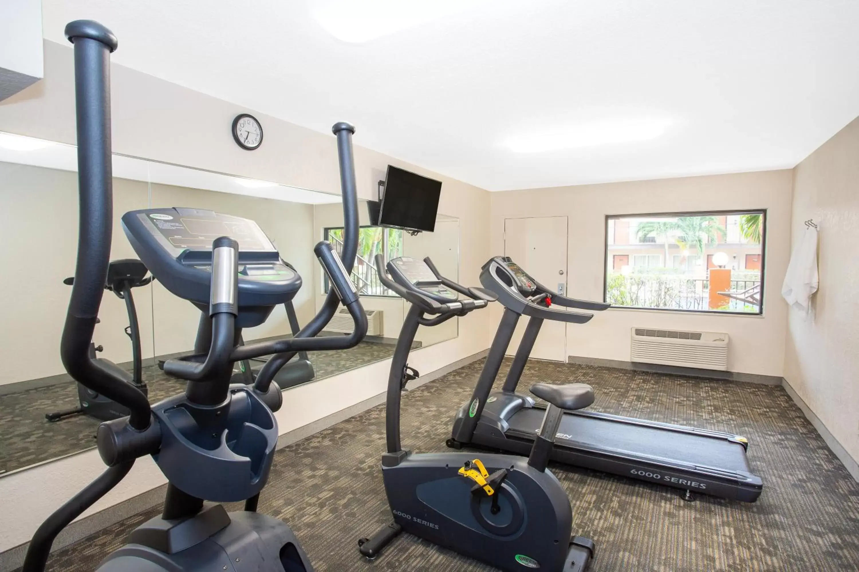 Fitness centre/facilities, Fitness Center/Facilities in Super 8 by Wyndham North Palm Beach