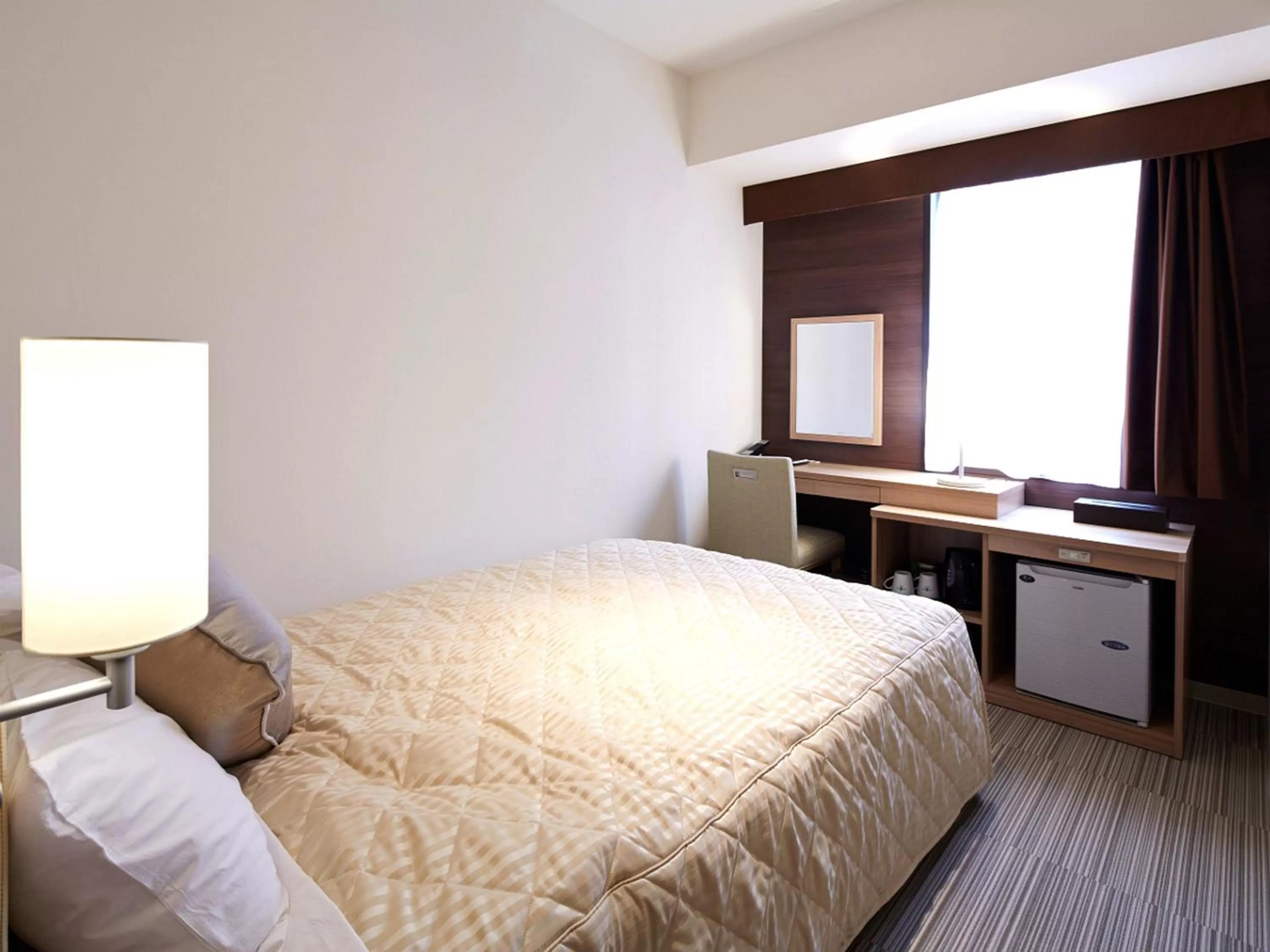 Double Room with Small Double Bed - Smoking in Four Points Flex by Sheraton Shin Osaka