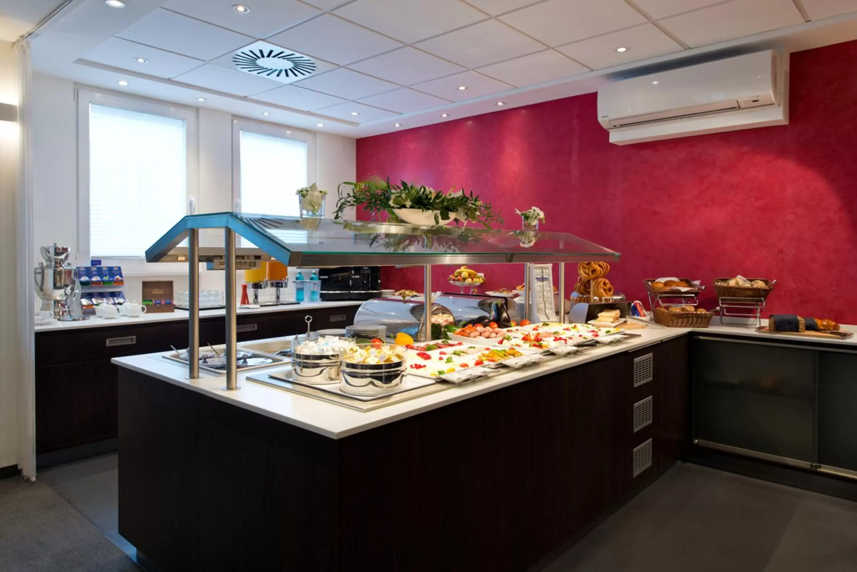 Buffet breakfast in ACHAT Hotel Dresden Elbufer