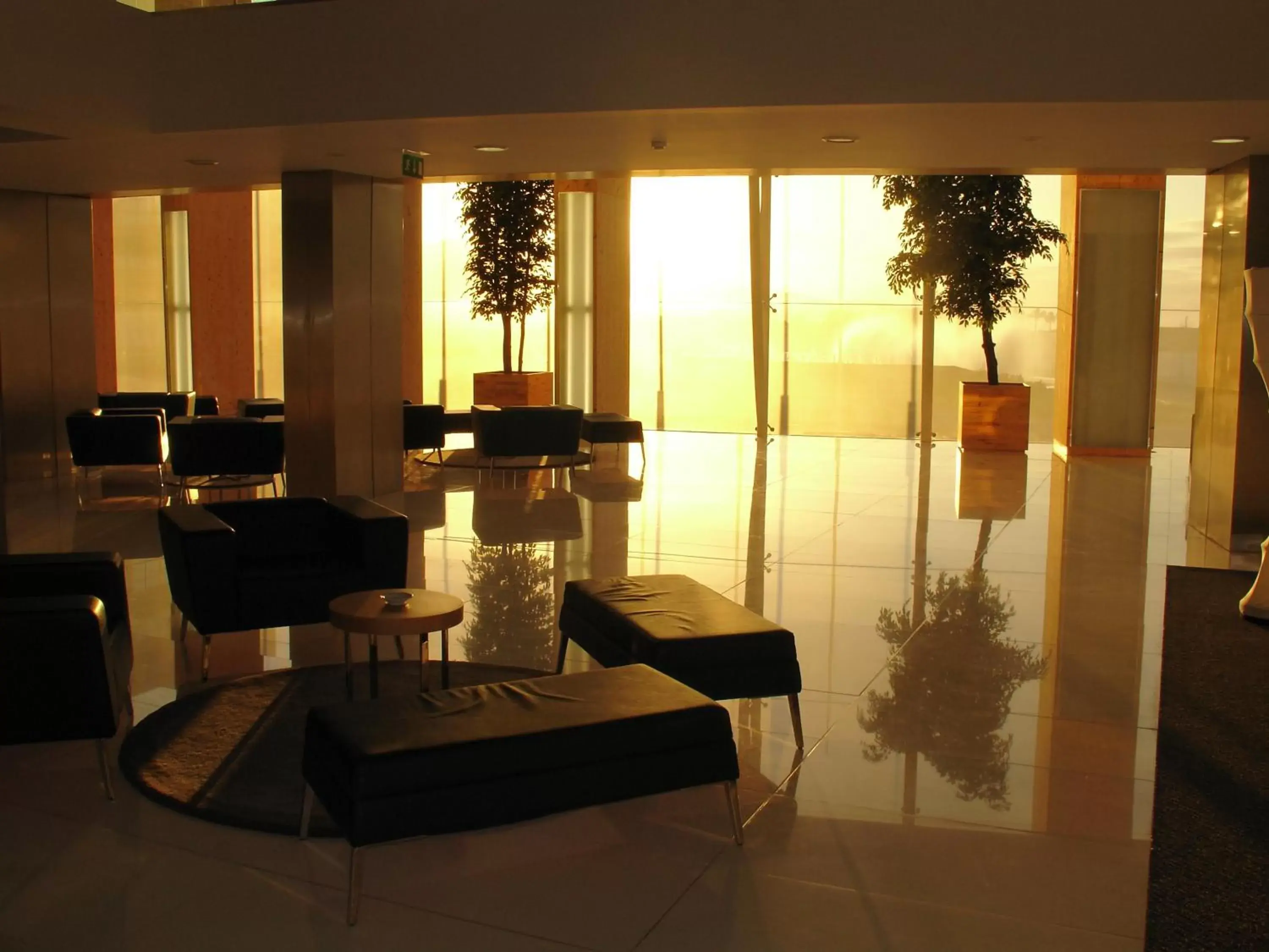 Lobby or reception in VIP Executive Azores Hotel