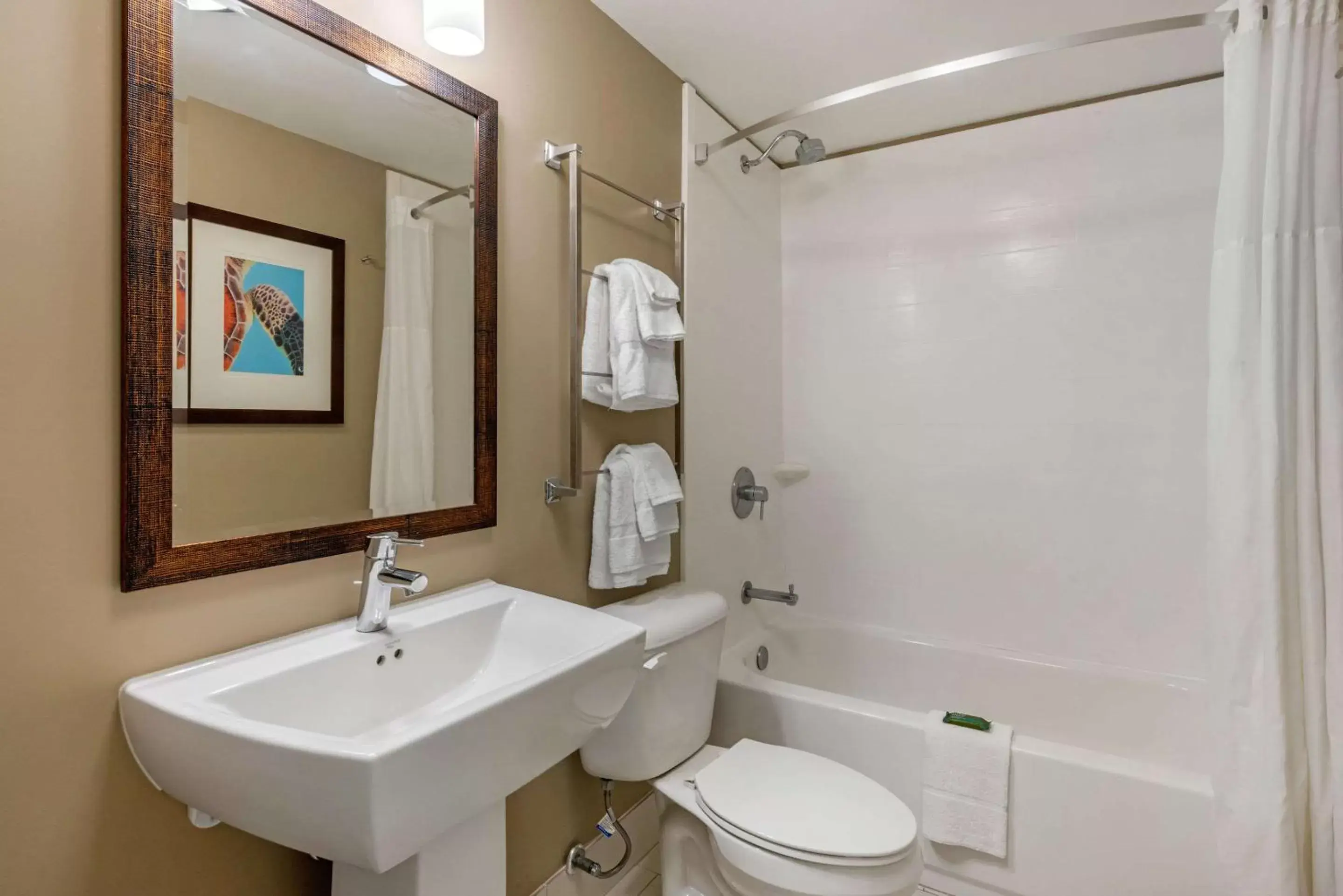 Toilet, Bathroom in Seafarer Inn & Suites, Ascend Hotel Collection