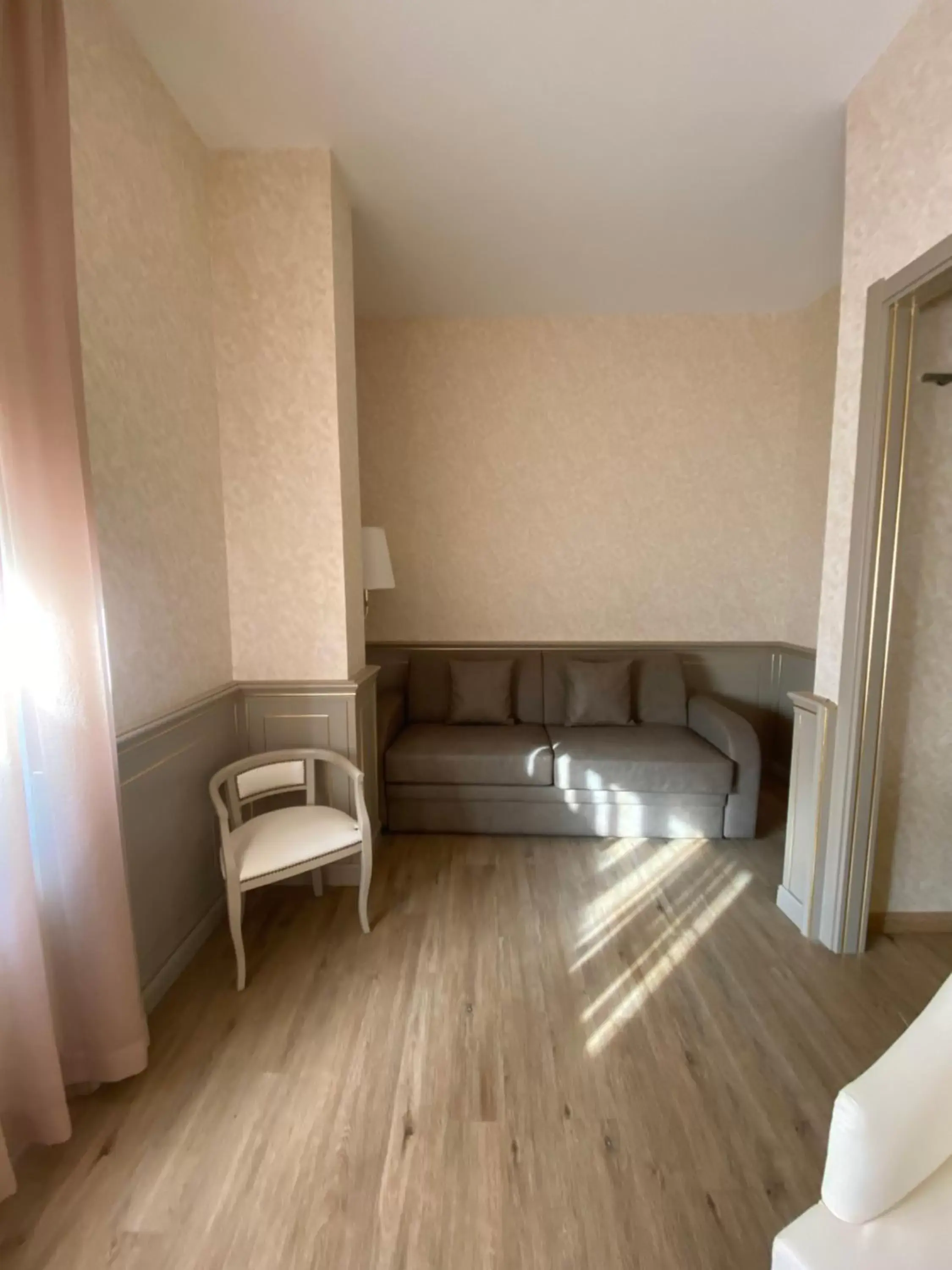 Living room, Seating Area in Palazzo Porta Romana Hotel