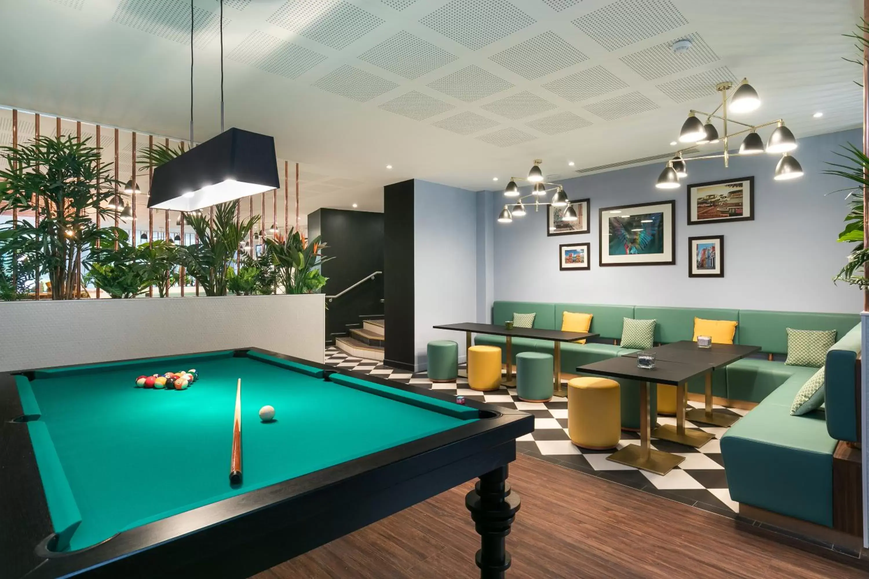 Area and facilities, Billiards in Hôtel Birdy by Happyculture