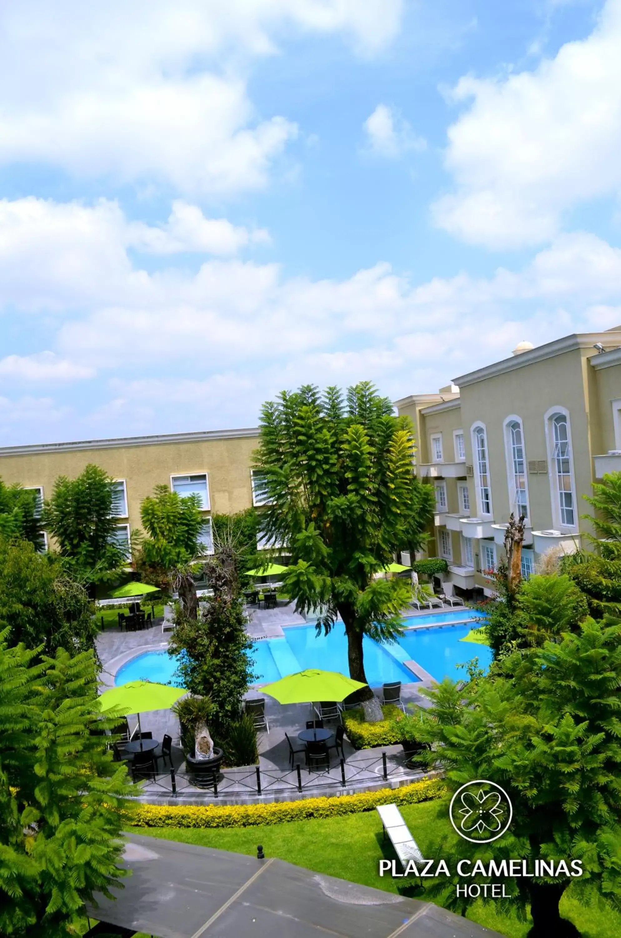 Swimming pool, Pool View in Plaza Camelinas Hotel