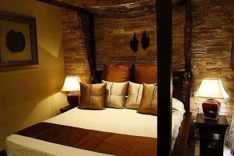 Bed in La Villa Marbella - Old Town