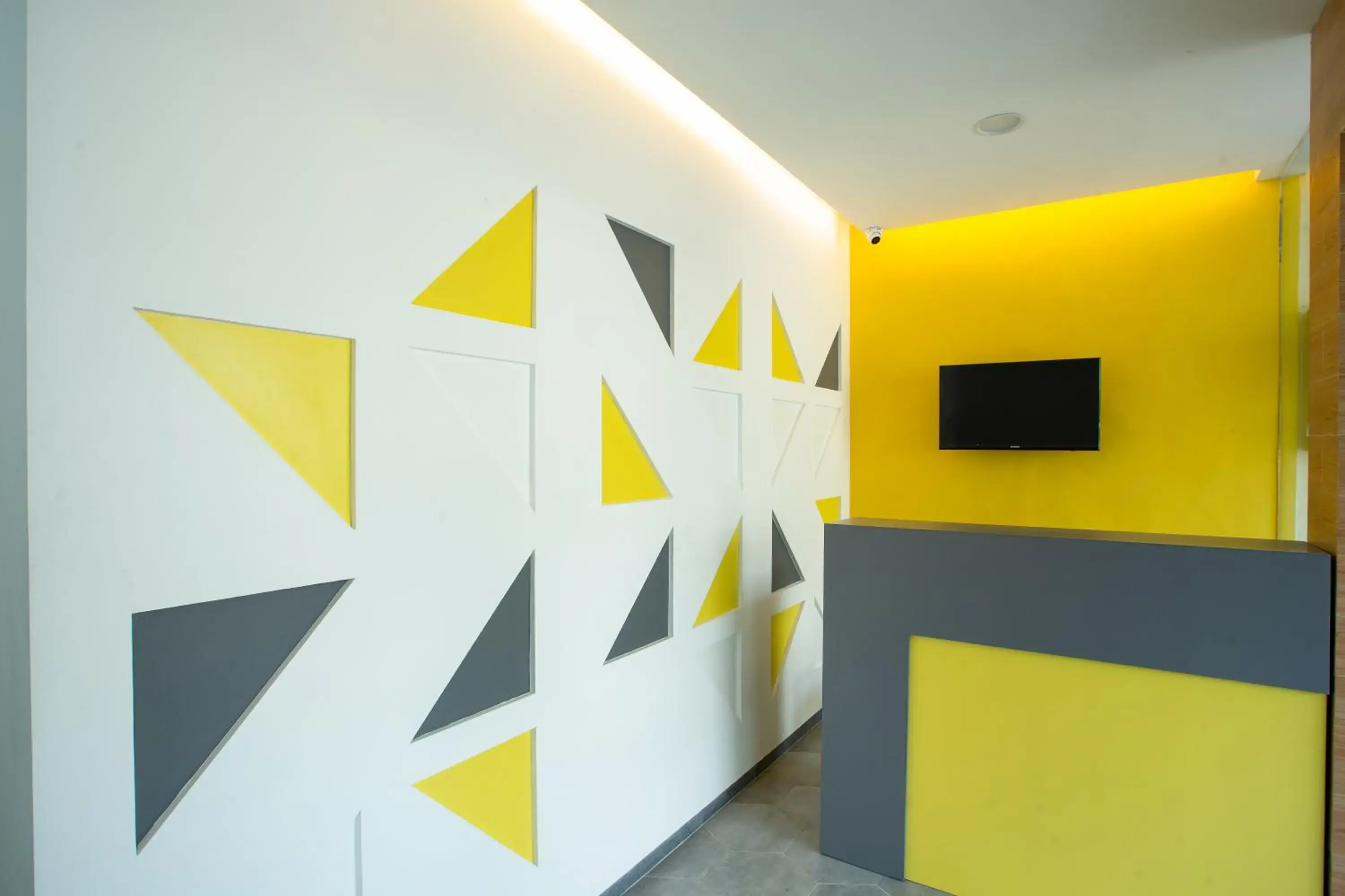 Lobby or reception in RedDoorz Plus @ Danau Sunter Utara Lobby or reception in RedDoorz Plus @ Danau Sunter Utara