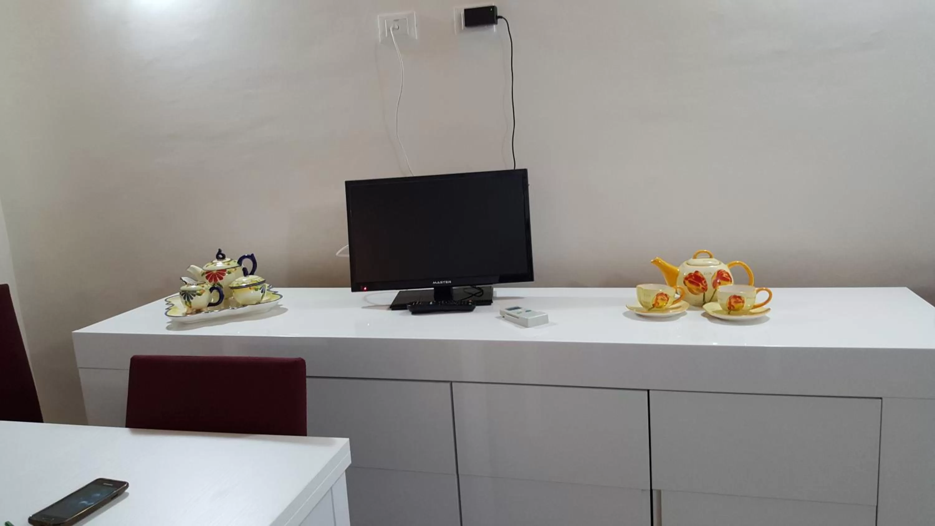 Communal lounge/ TV room in Dafne Marsala Centro