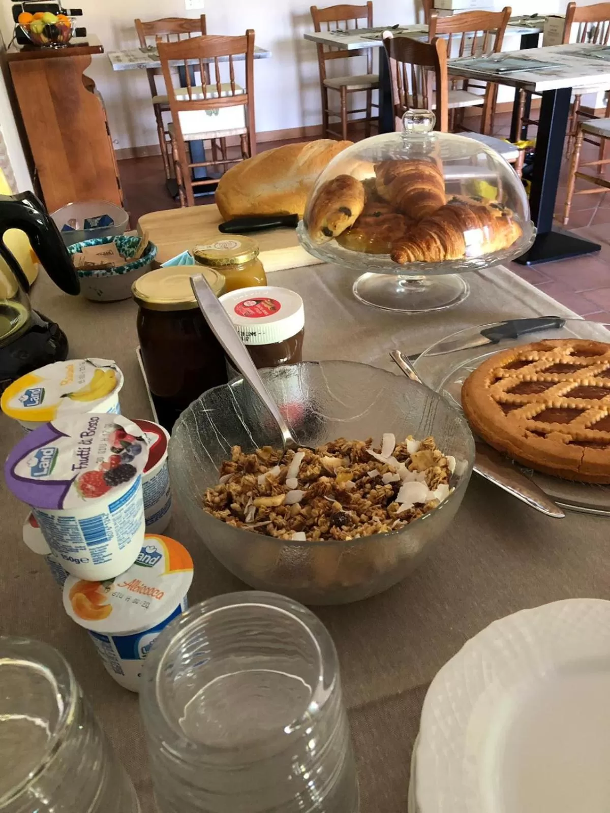 Breakfast in The Grapevine by MANVI