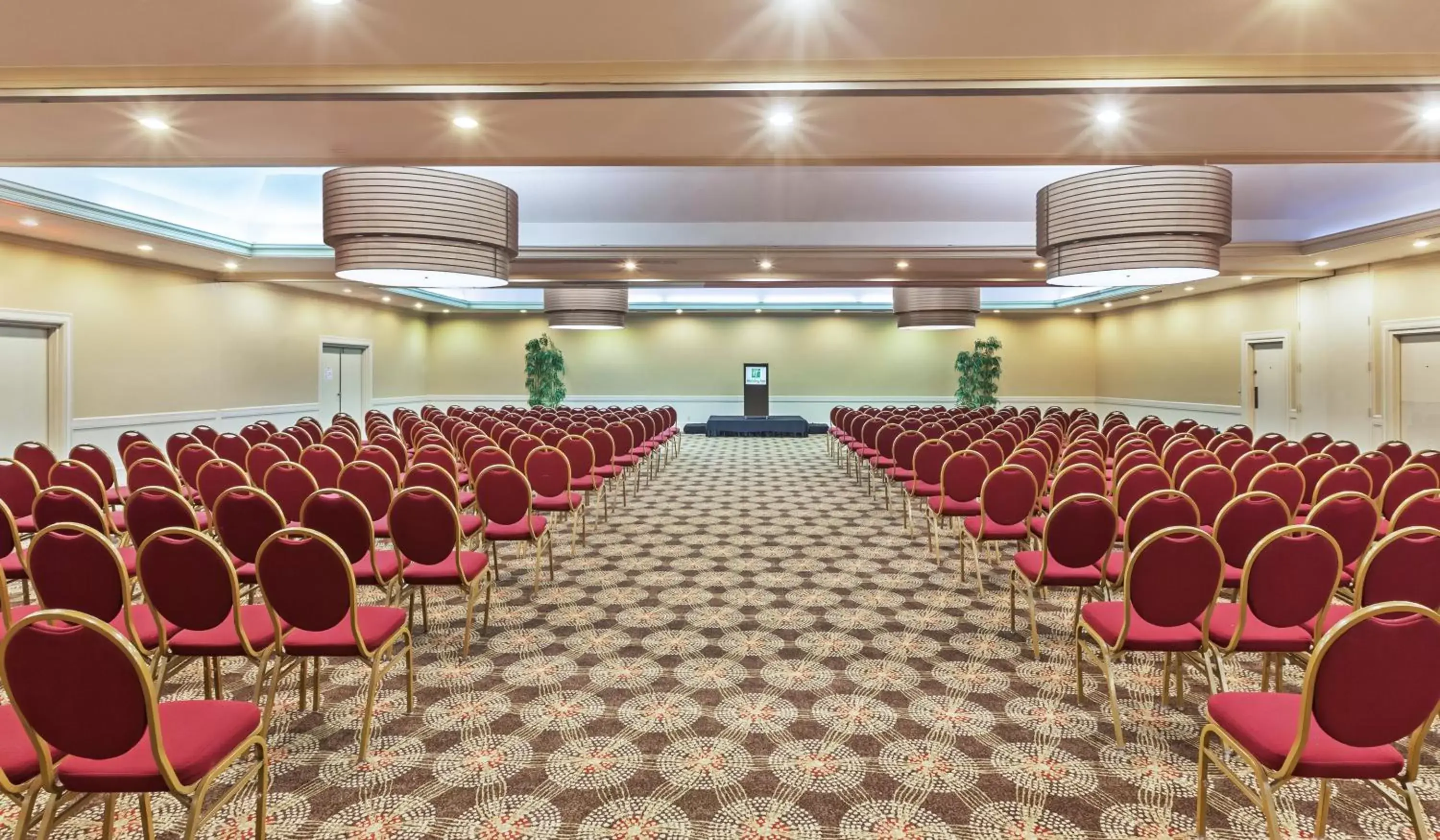 Banquet/Function facilities in Holiday Inn Tyler - Conference Center, an IHG Hotel