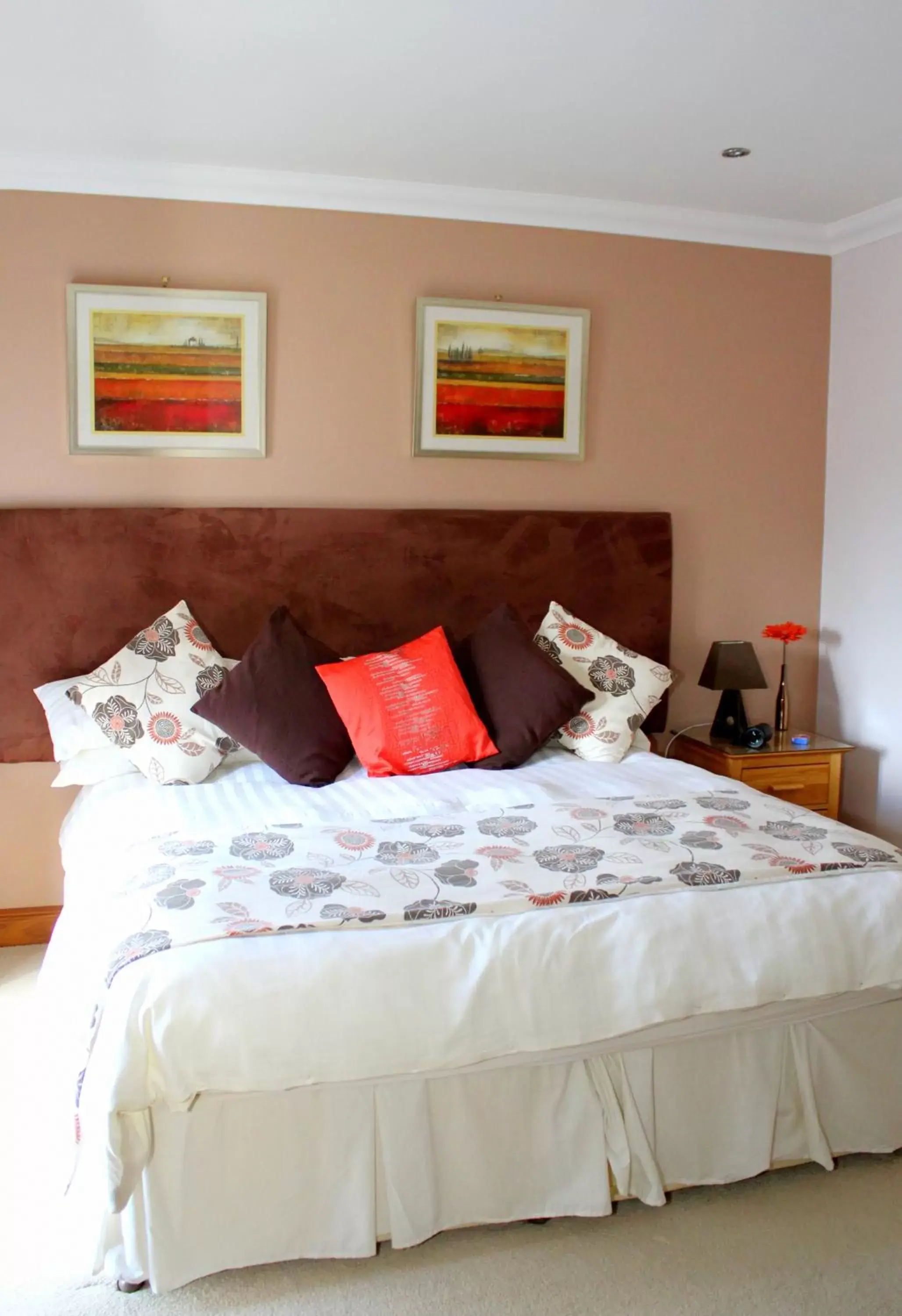 Bedroom, Bed in Backbrae House Luxury B&B