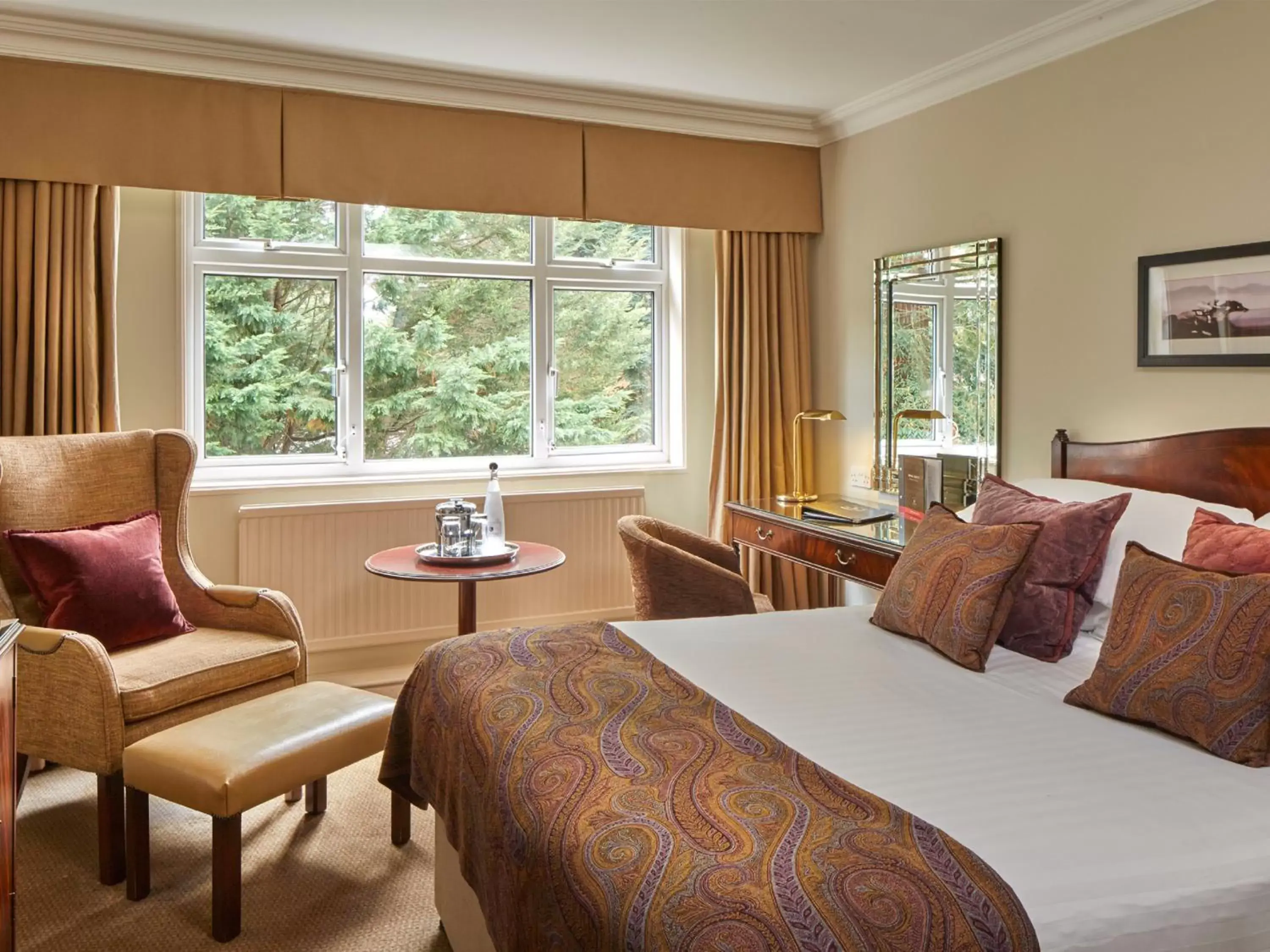Bedroom in Macdonald Berystede Hotel & Spa