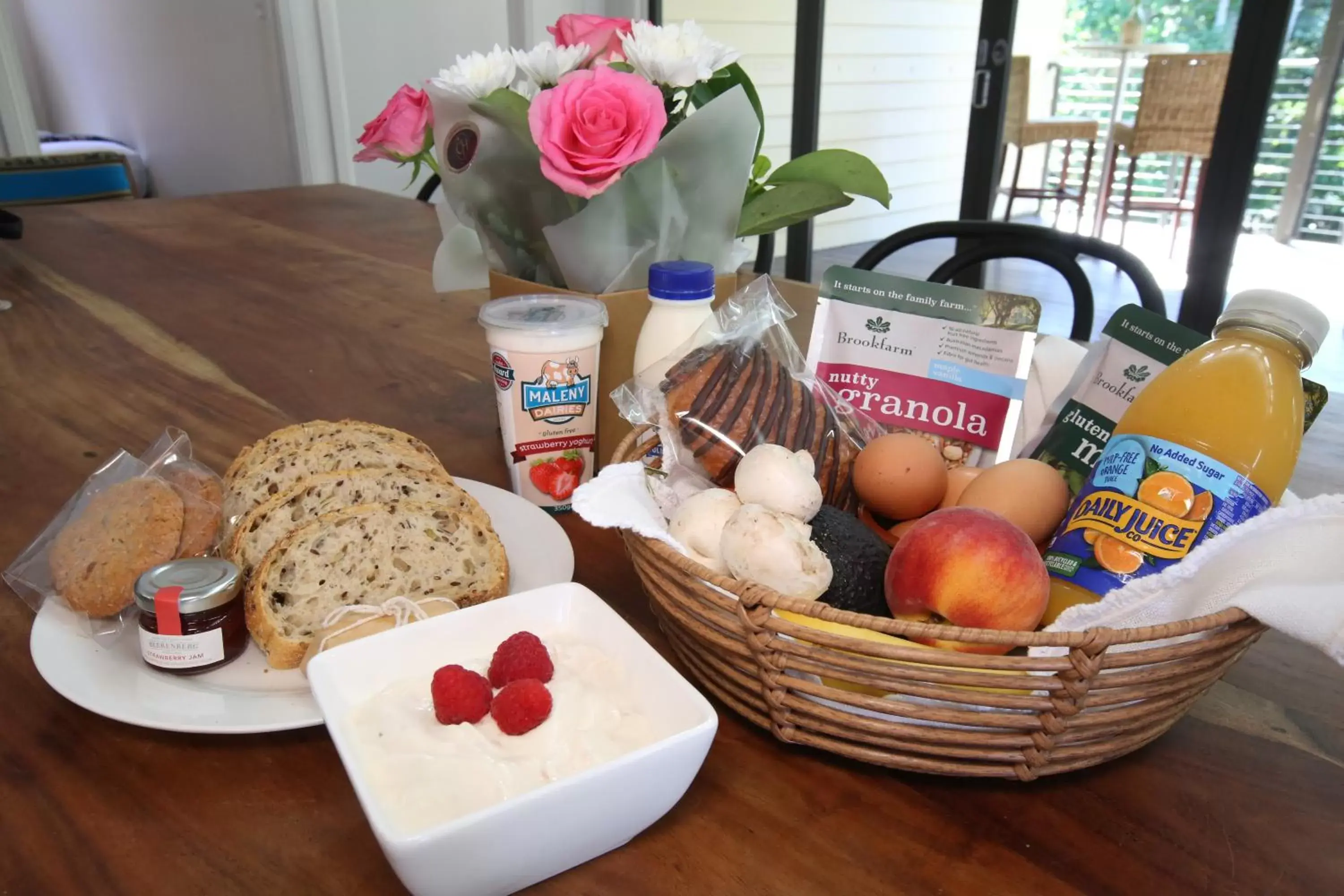 Breakfast in On Obi Maleny