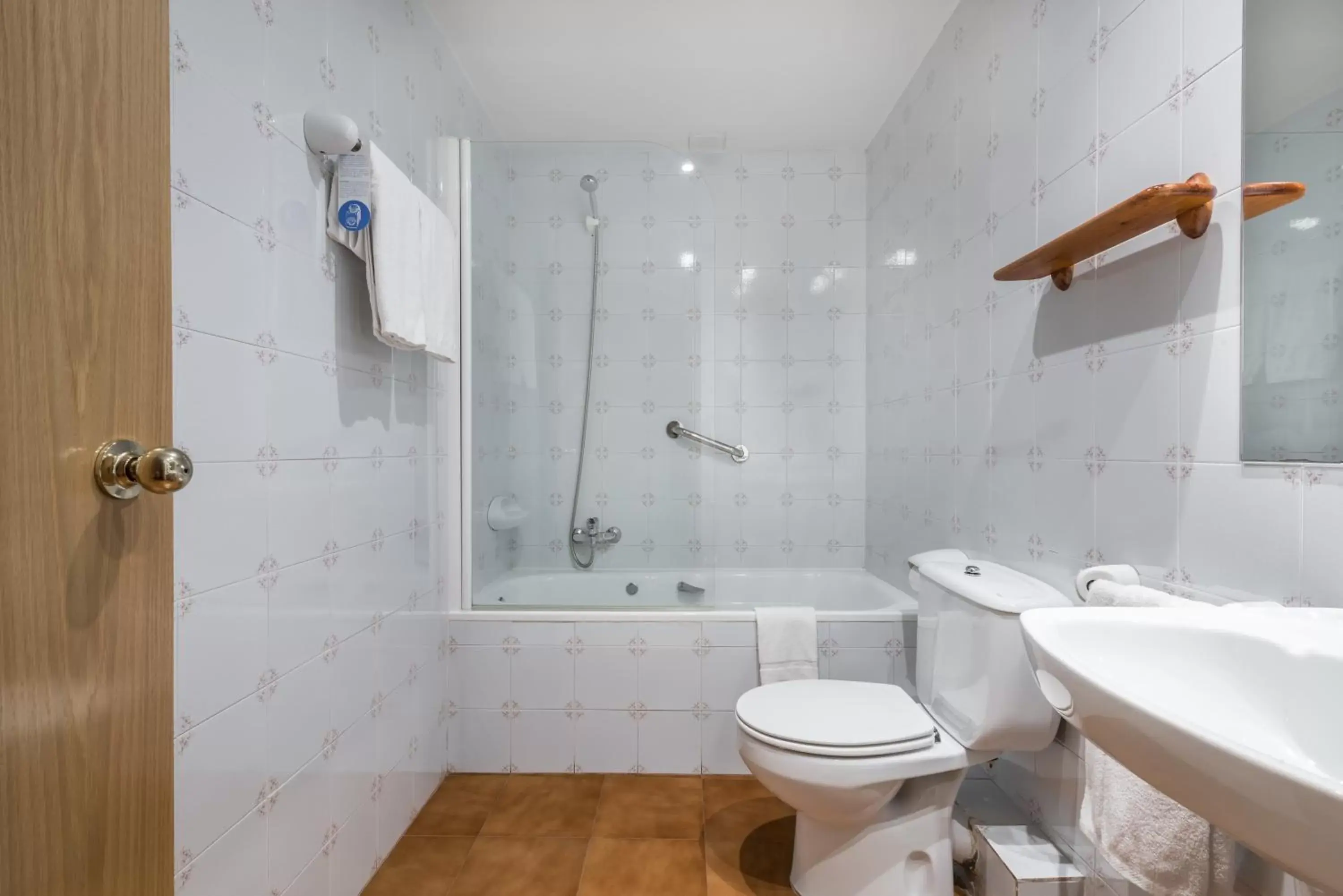 Bathroom in Riu Nere Mountain Apartments