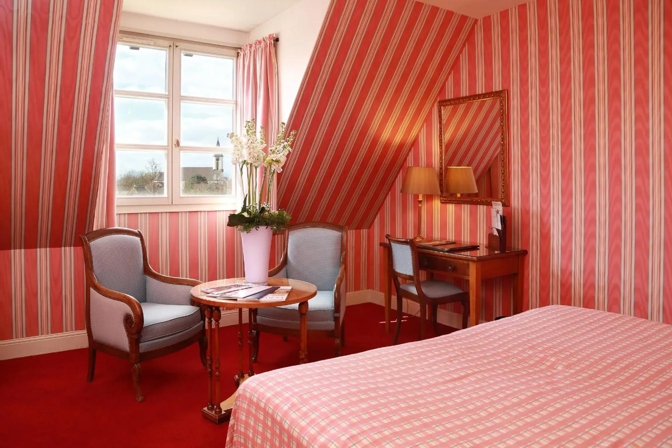 Bedroom, Seating Area in Hôtel & Spa Château de l'ile