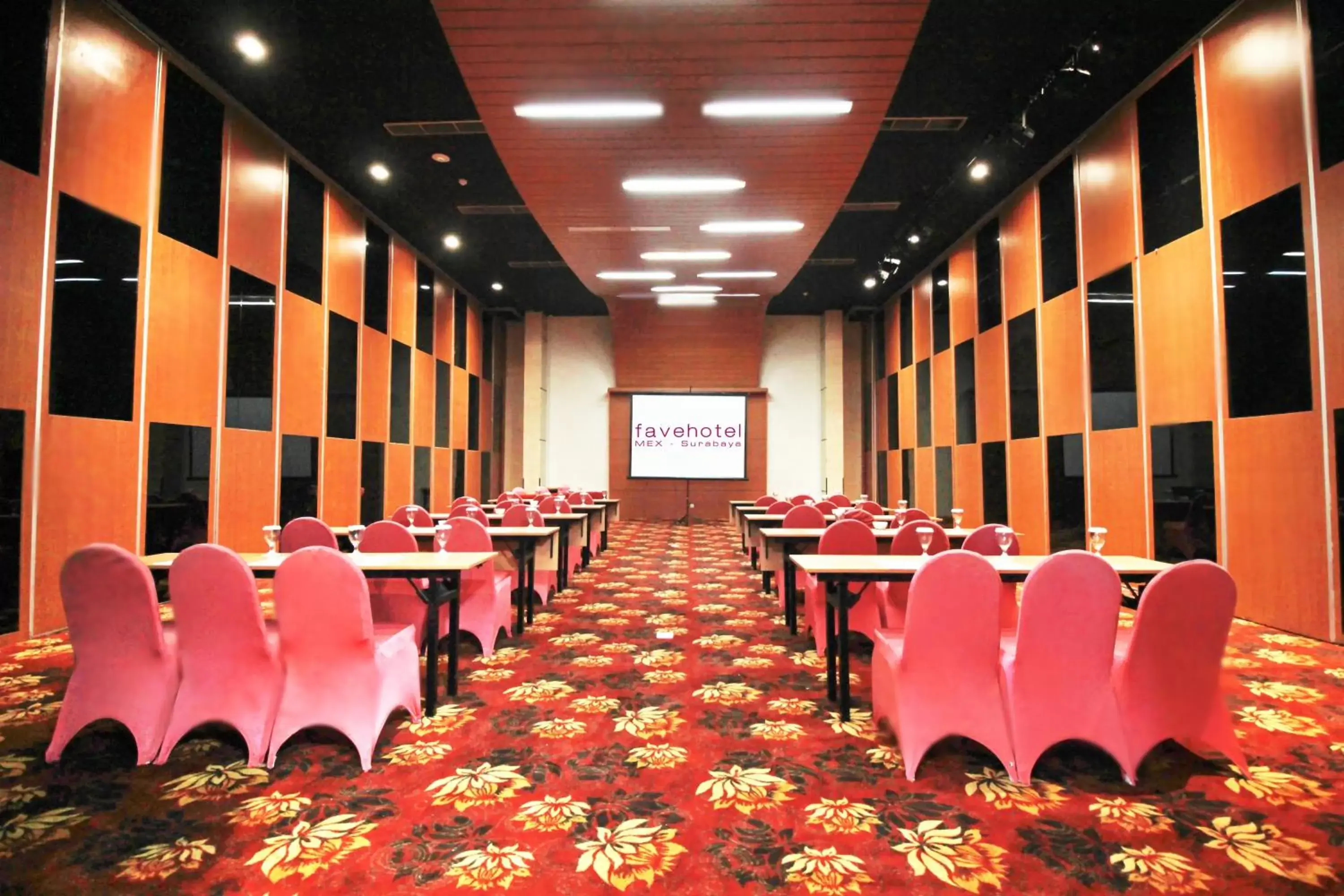 Banquet/Function facilities in favehotel MEX Tunjungan Surabaya