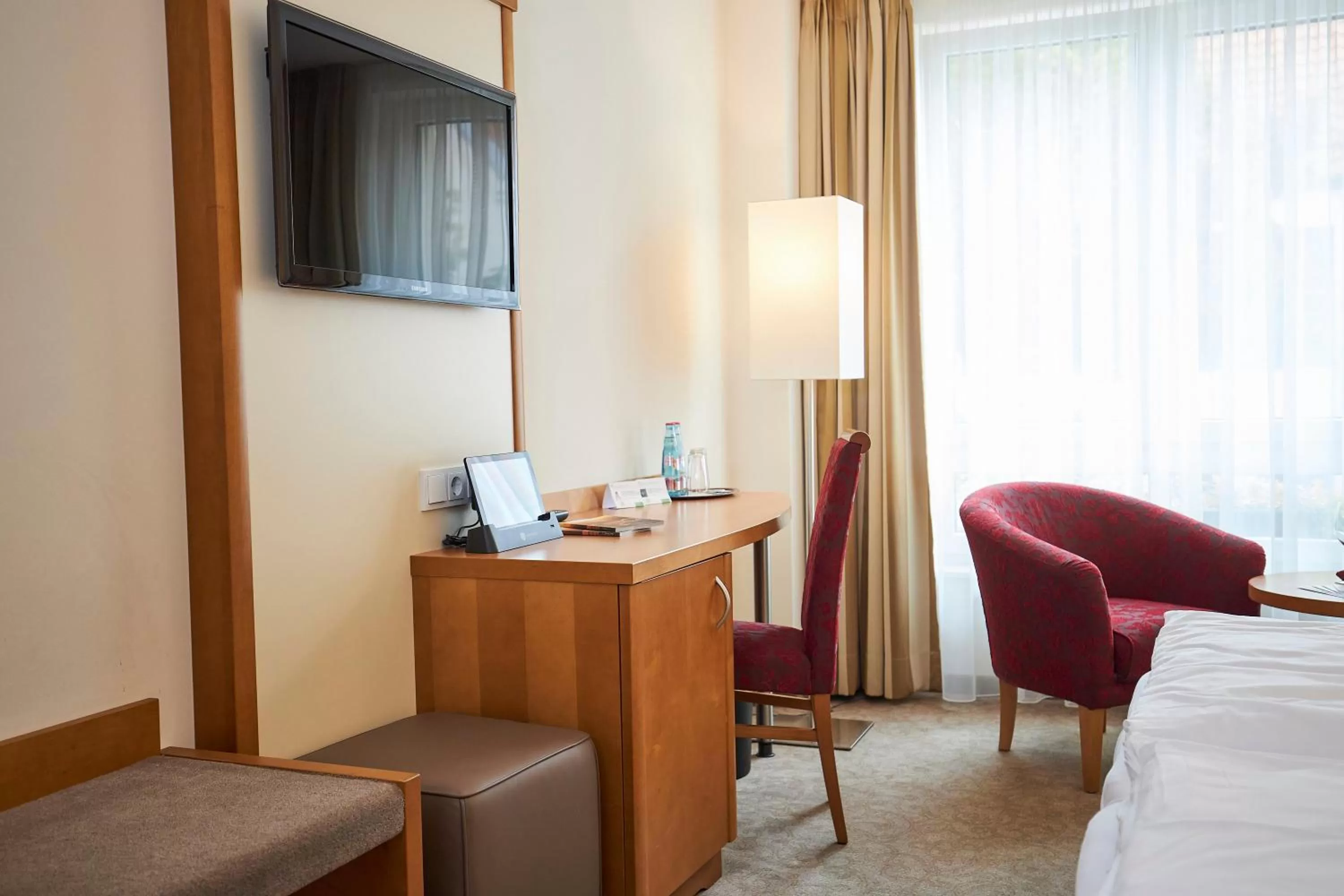 Photo of the whole room, Bed in Flair Hotel Stadt Höxter