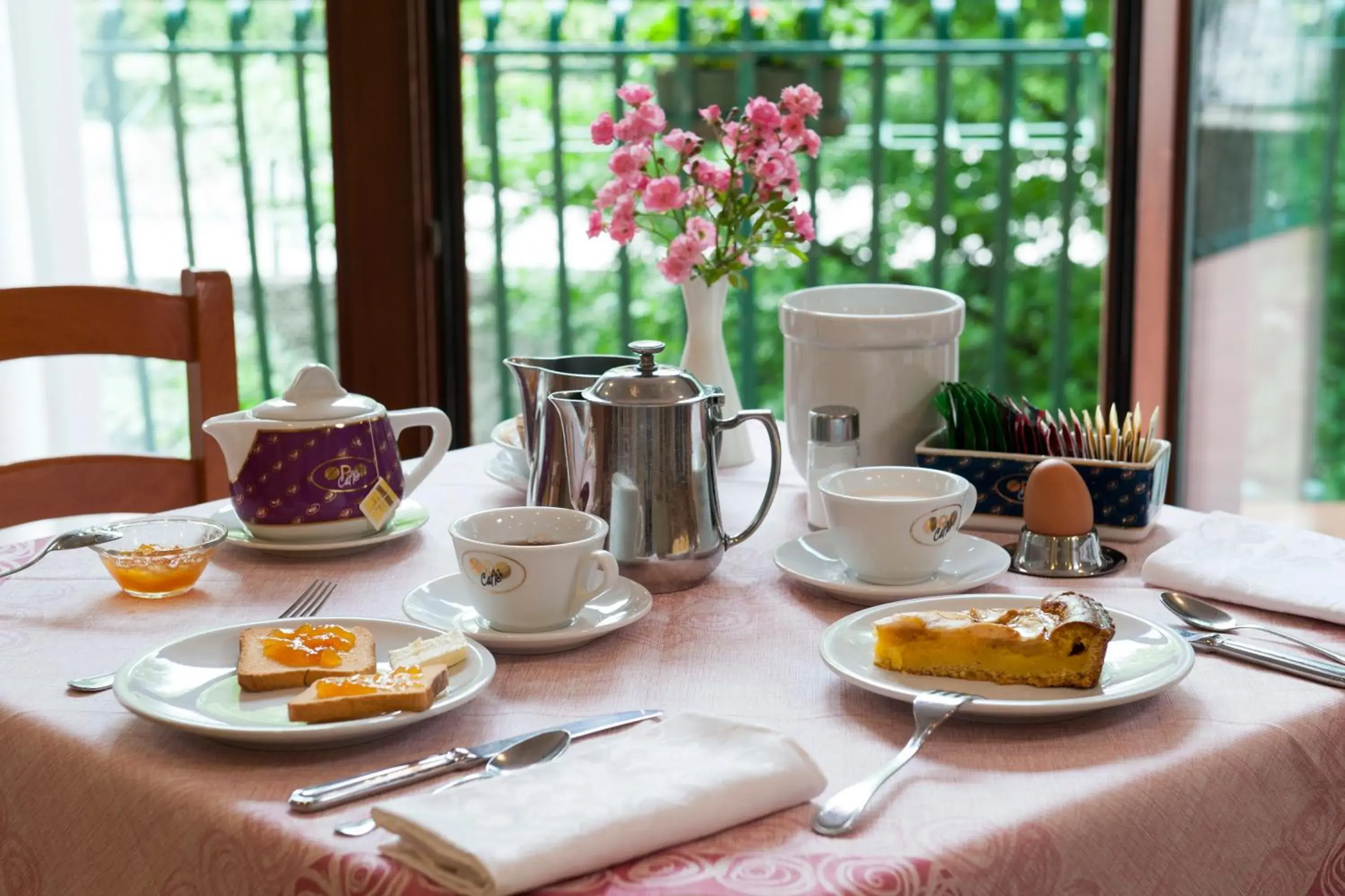 Breakfast in Relais Picaron