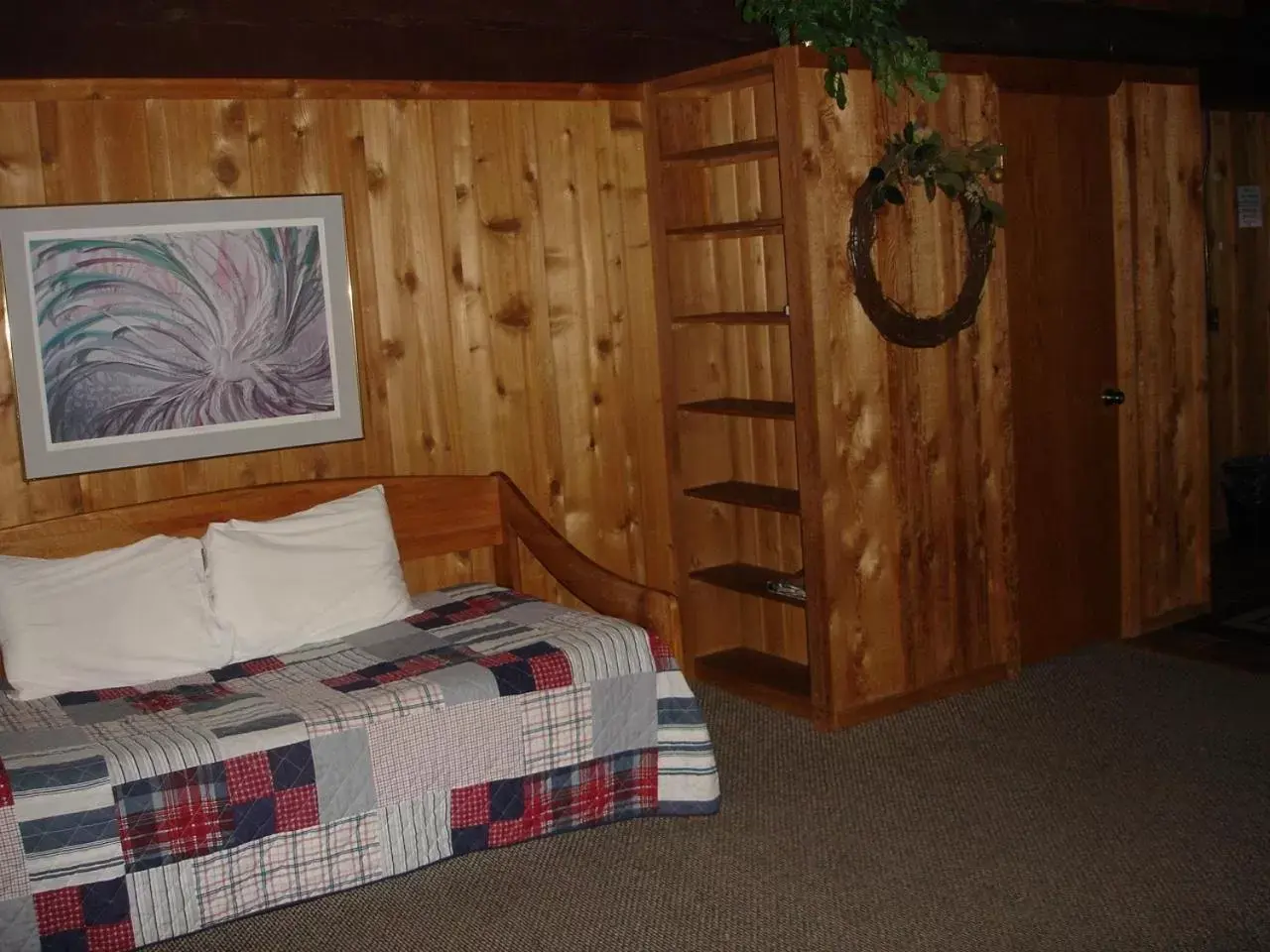 Living room, Bed in Georgetown Mountain Inn