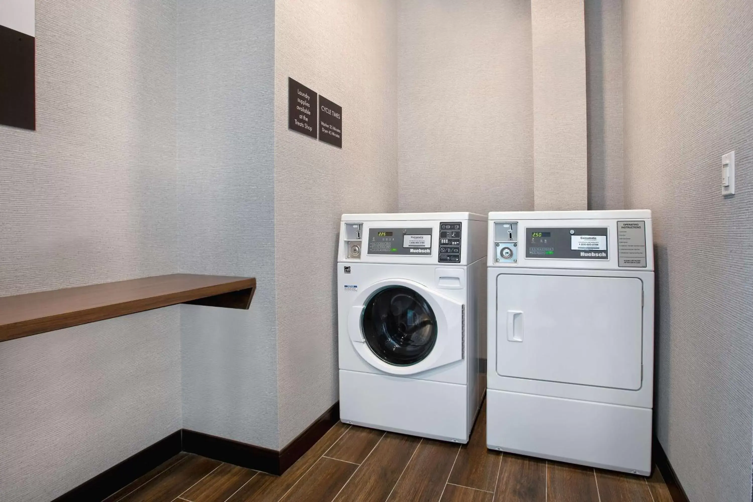 Property building in Hampton Inn & Suites Ottawa West, Ontario, Canada Property building in Hampton Inn & Suites Ottawa West, Ontario, Canada