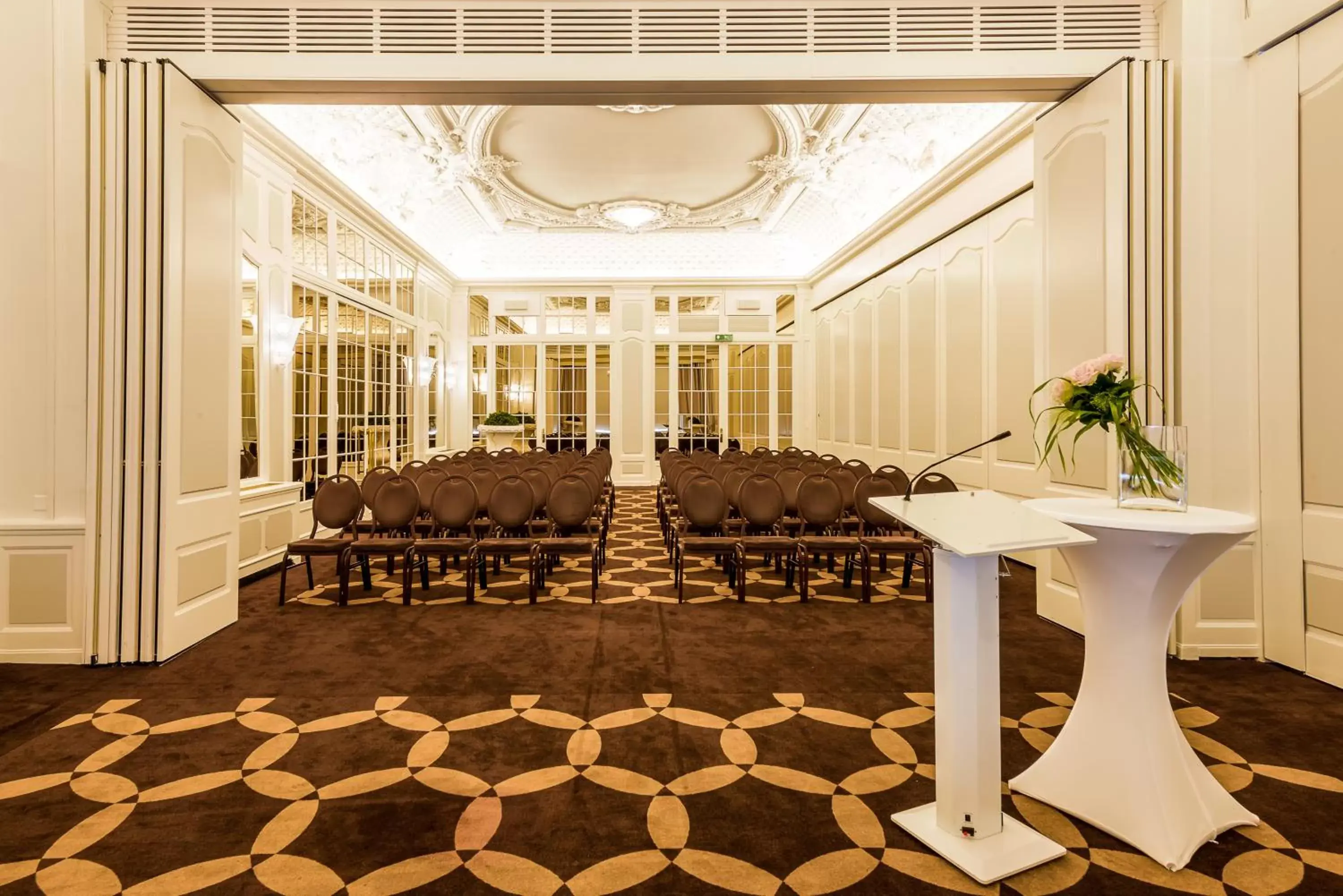 Banquet/Function facilities in Lausanne Palace