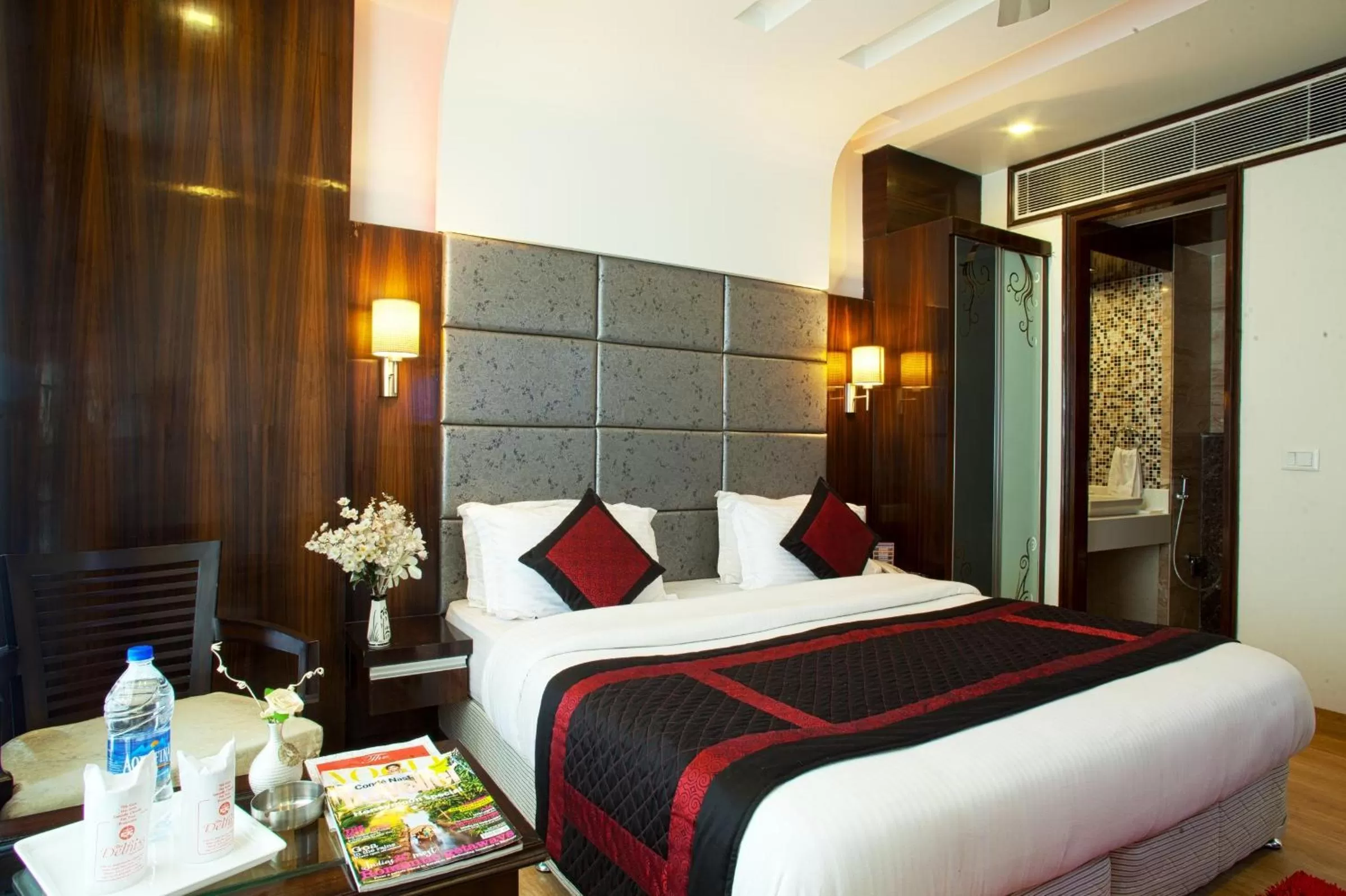 Bed in Hotel Delhi 55 -City Center