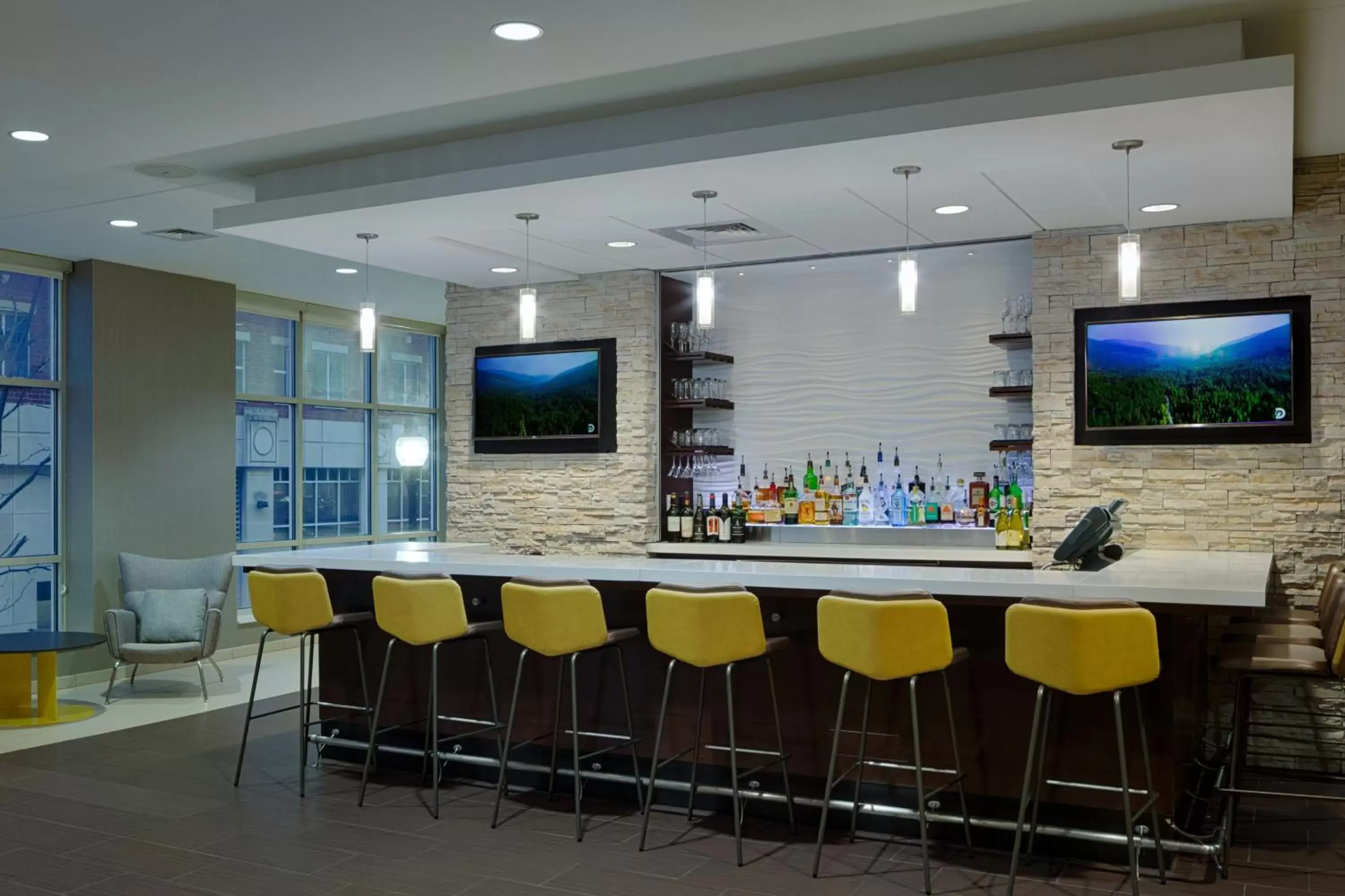 Lobby or reception, Lounge/Bar in SpringHill Suites by Marriott Bloomington