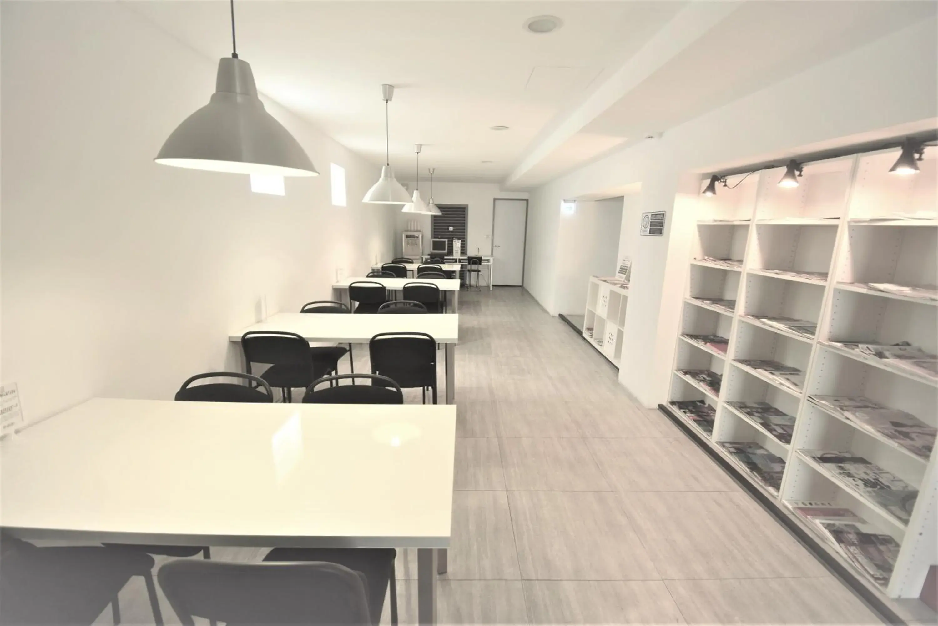 Library, Dining Area in Inn Cube Taipei Main Station