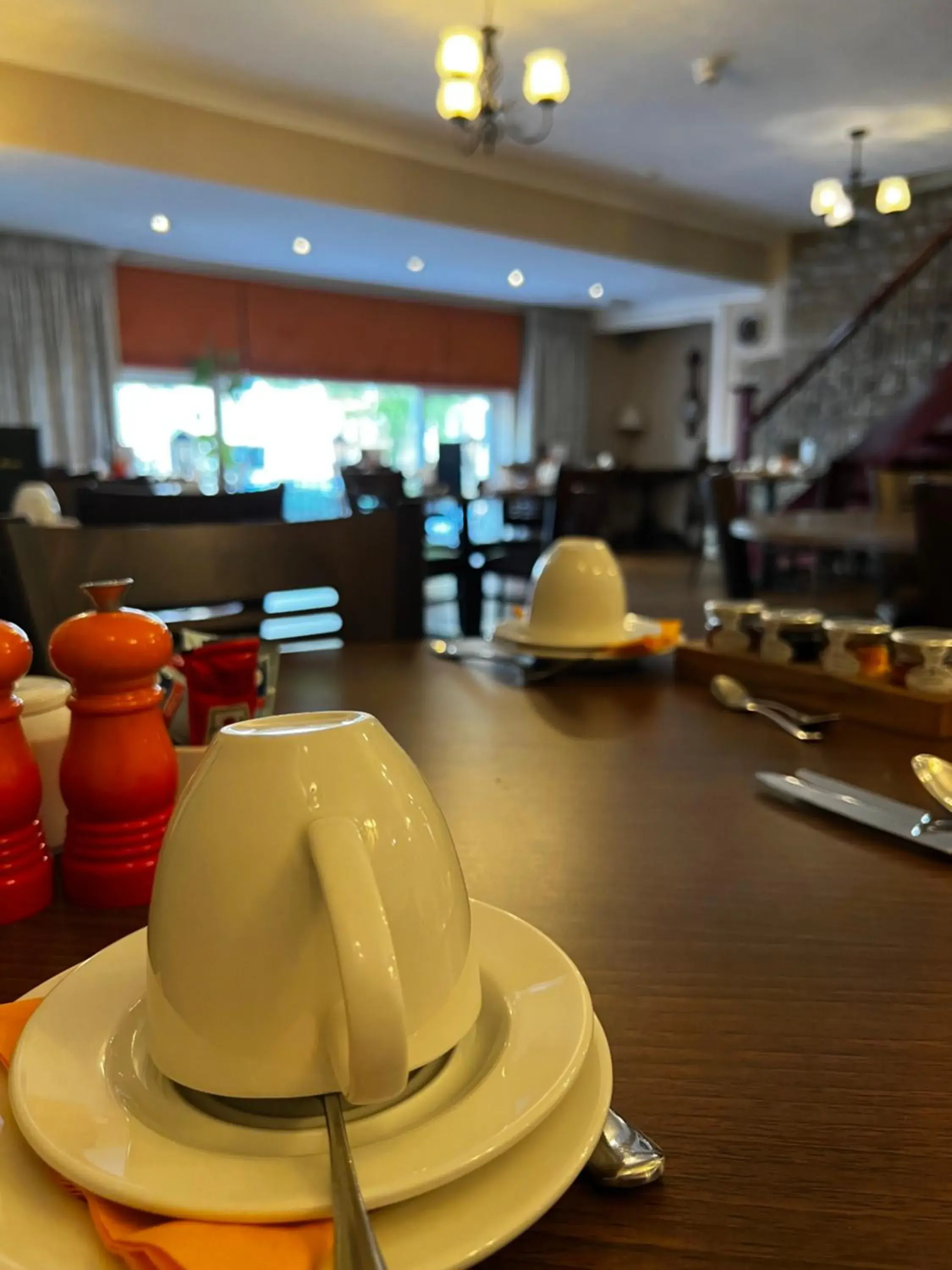Restaurant/places to eat in Queenswood Hotel