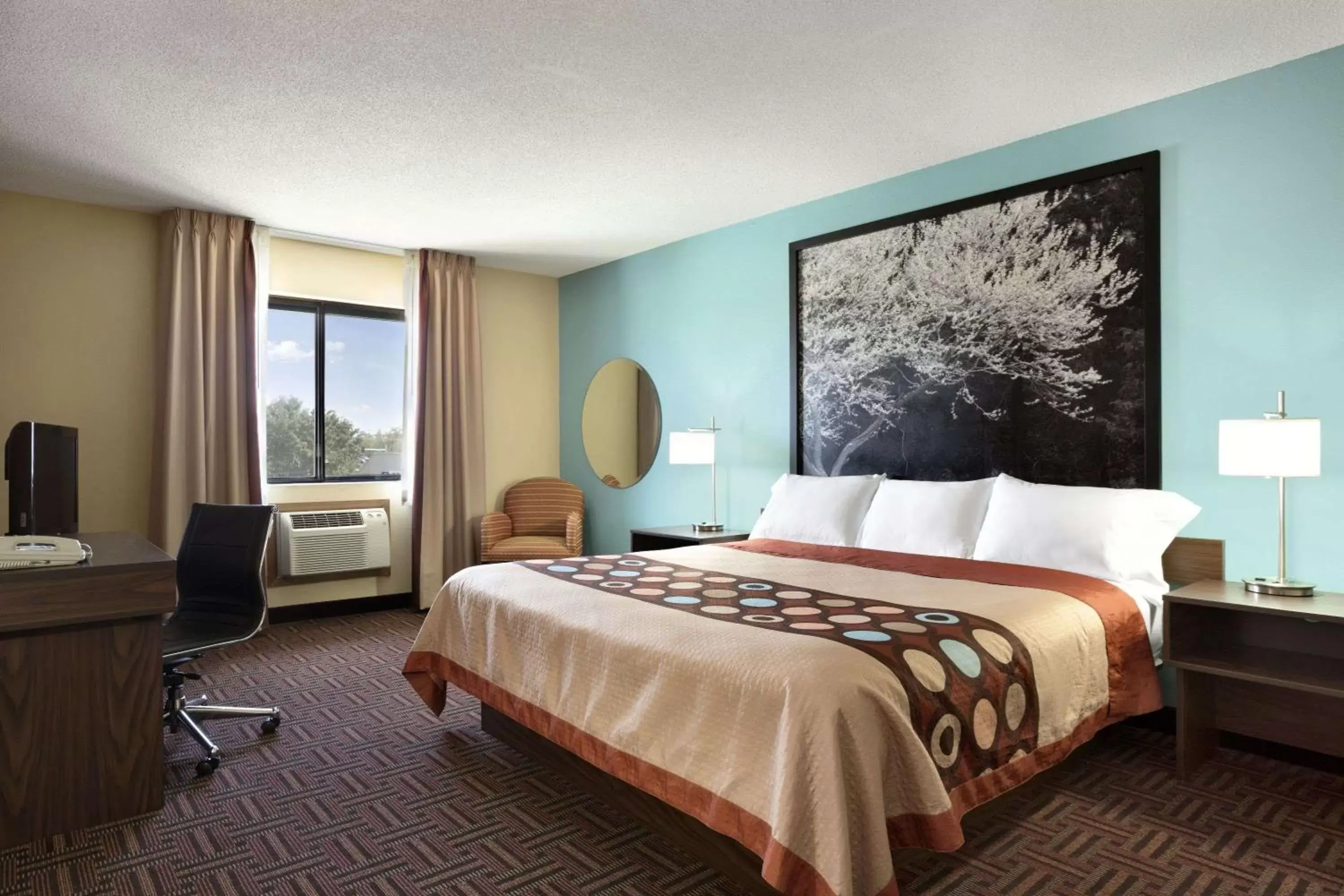 Photo of the whole room, Bed in Super 8 by Wyndham Carbondale
