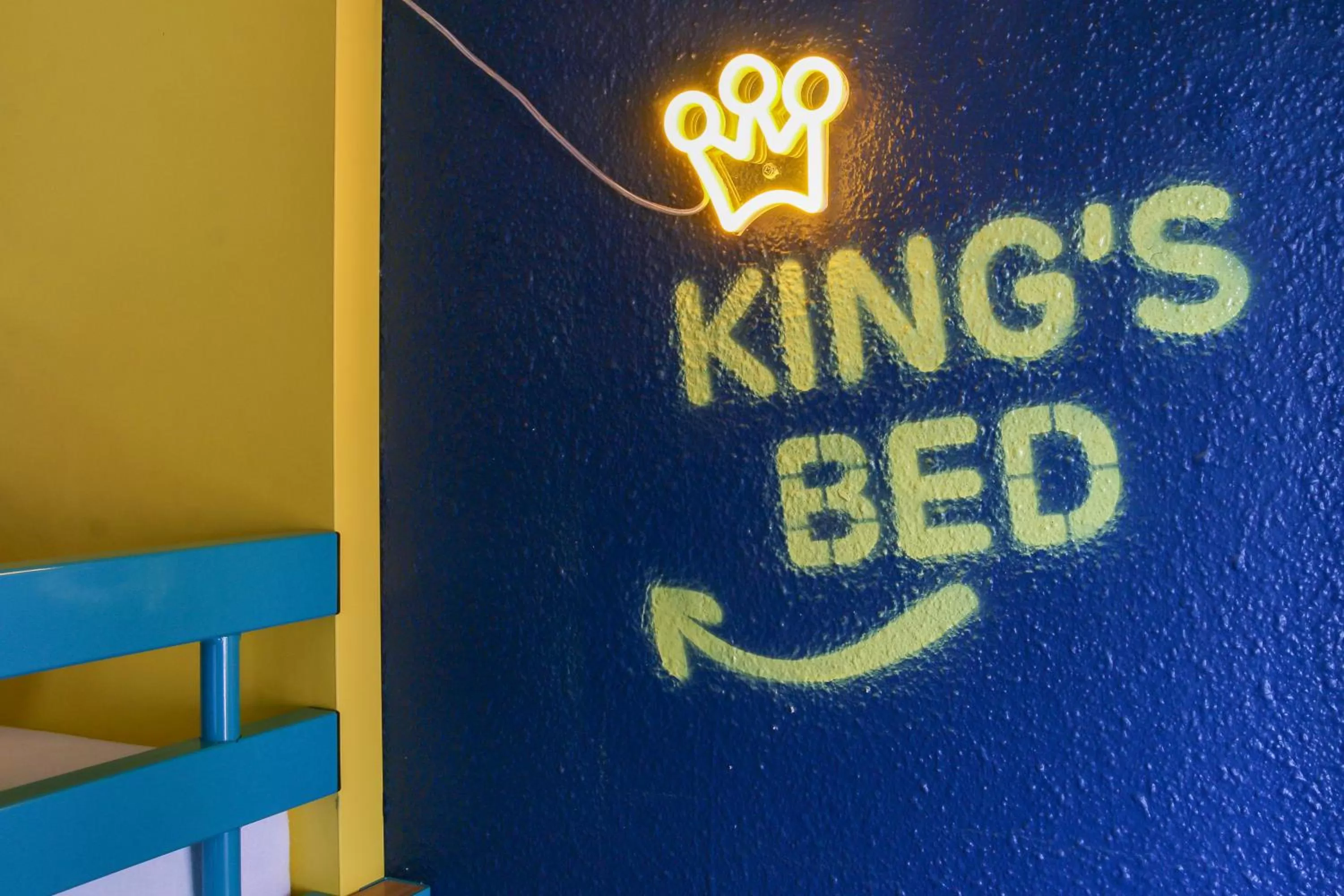 Bedroom, Bed in Première Classe Aéroport Marseille