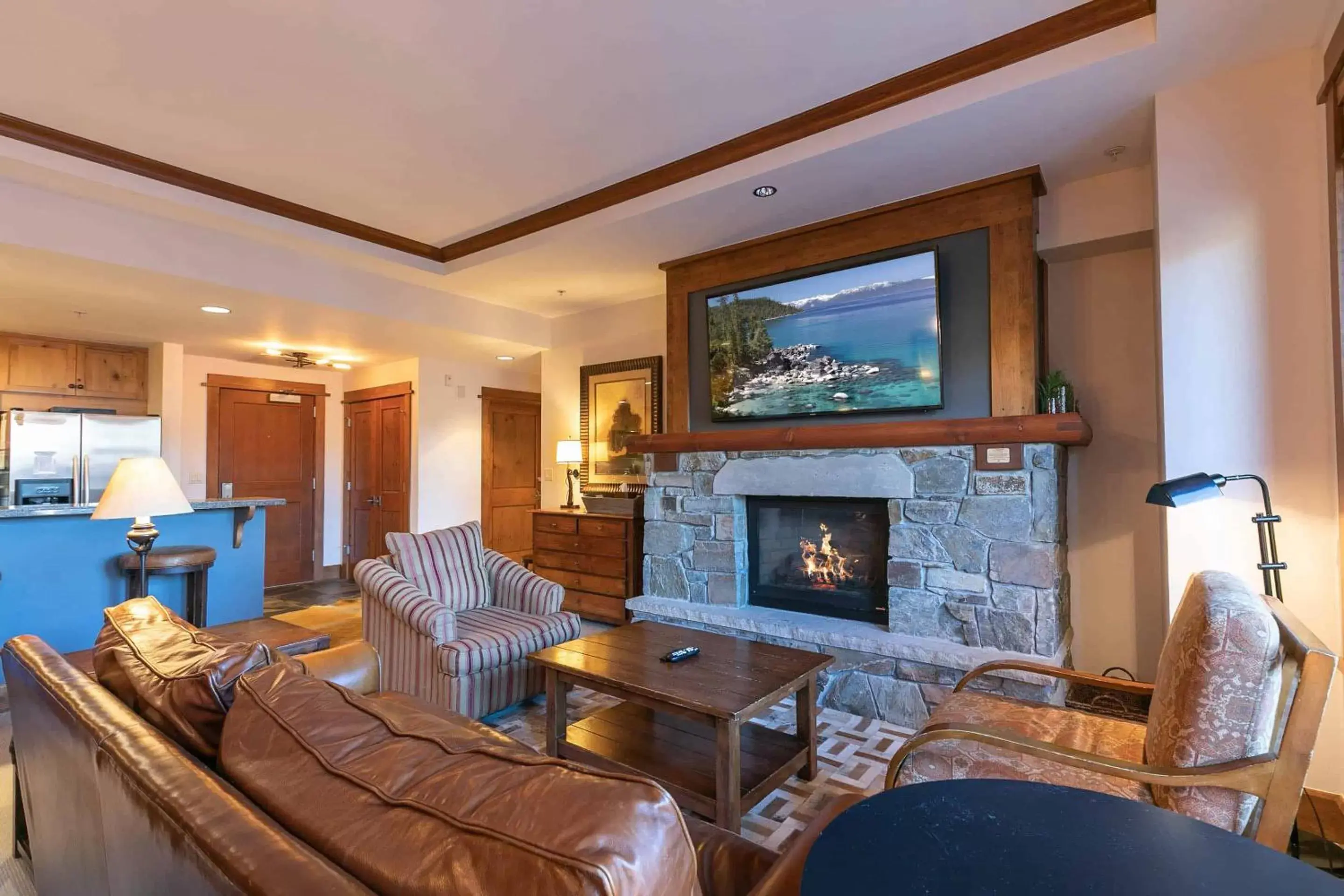 Three-Bedroom Apartment in East West Hospitality at Tahoe Three-Bedroom Apartment in East West Hospitality at Tahoe