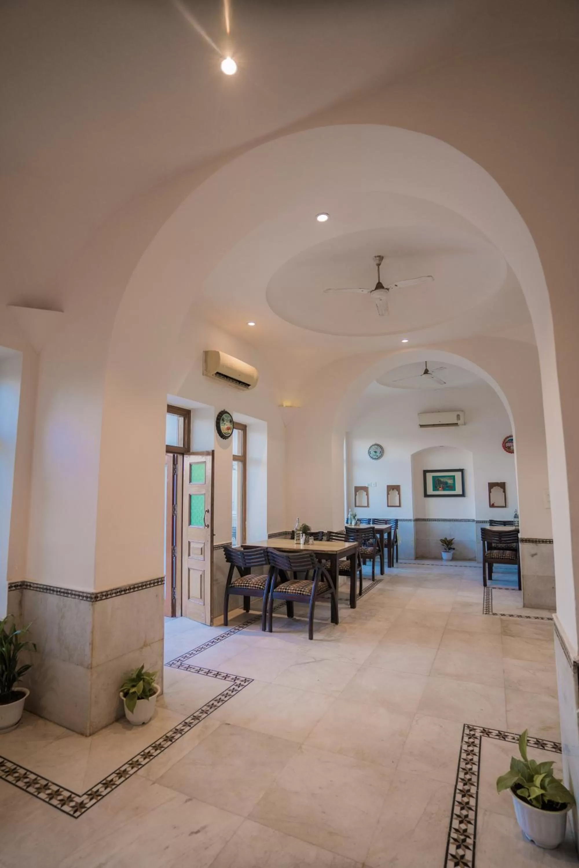 Restaurant/places to eat in Ganga Heritage By Howard