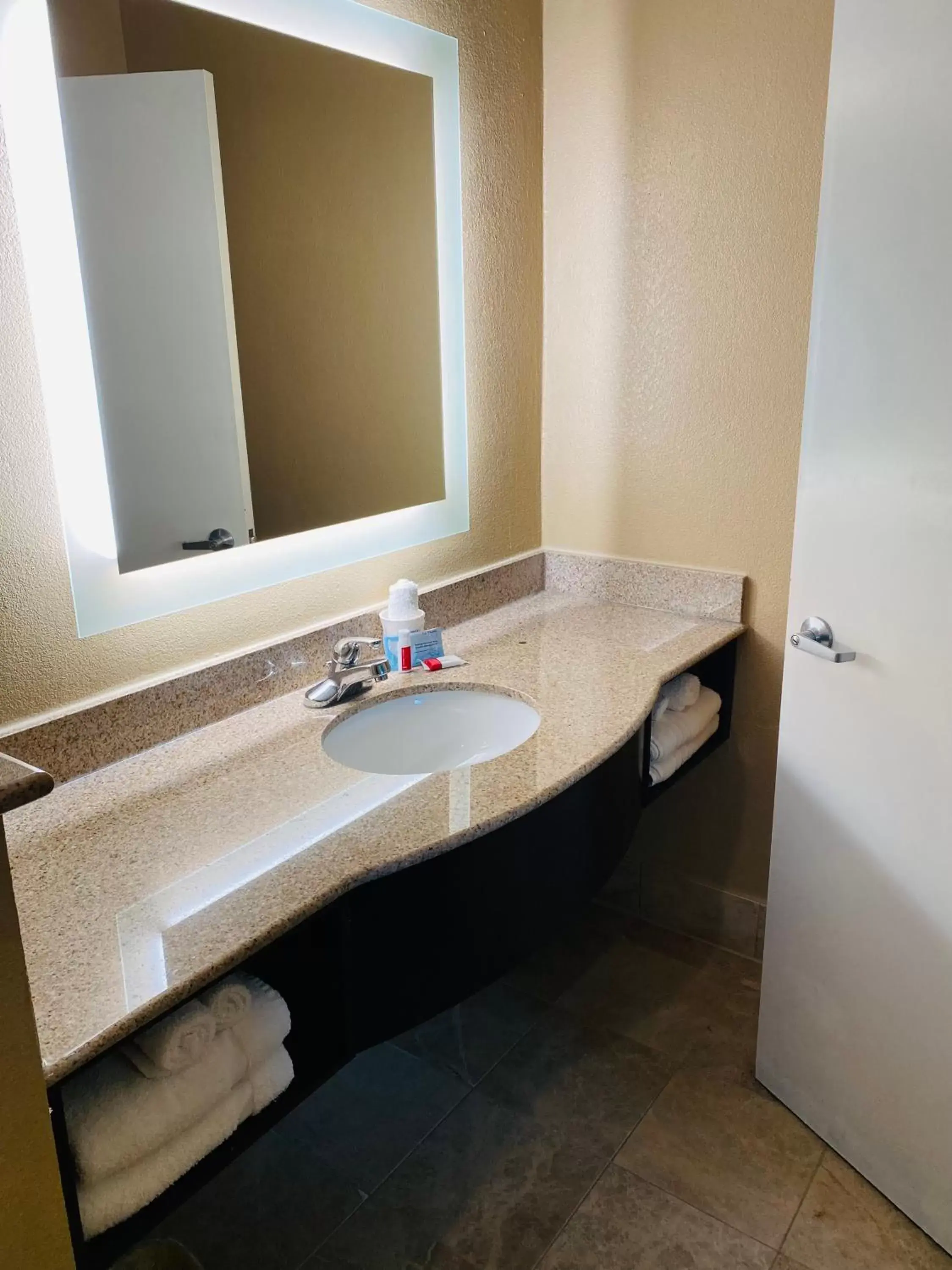 Bathroom in Super 8 by Wyndham Danville