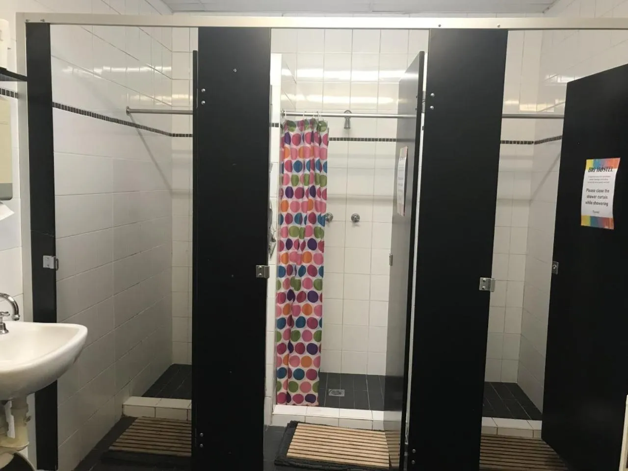 Bathroom in Big Backpackers Hostel