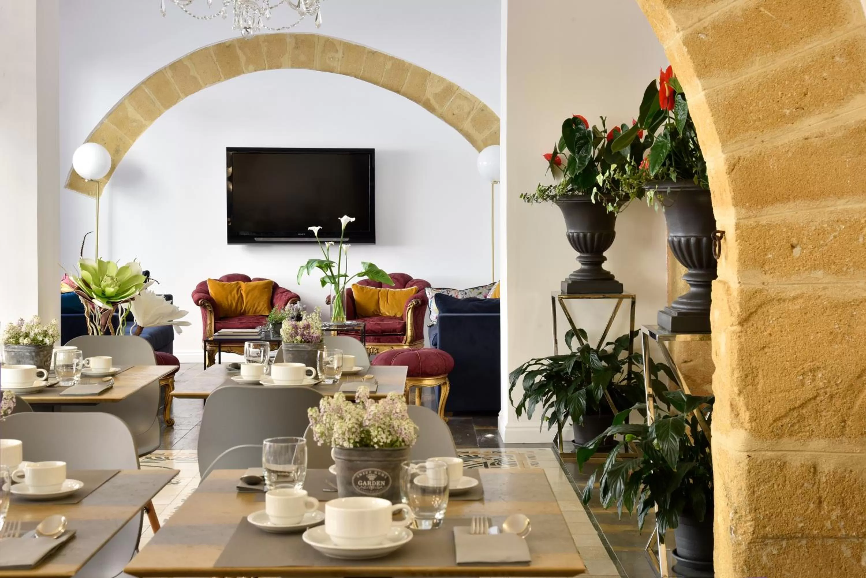 Restaurant/places to eat in Viacolvento