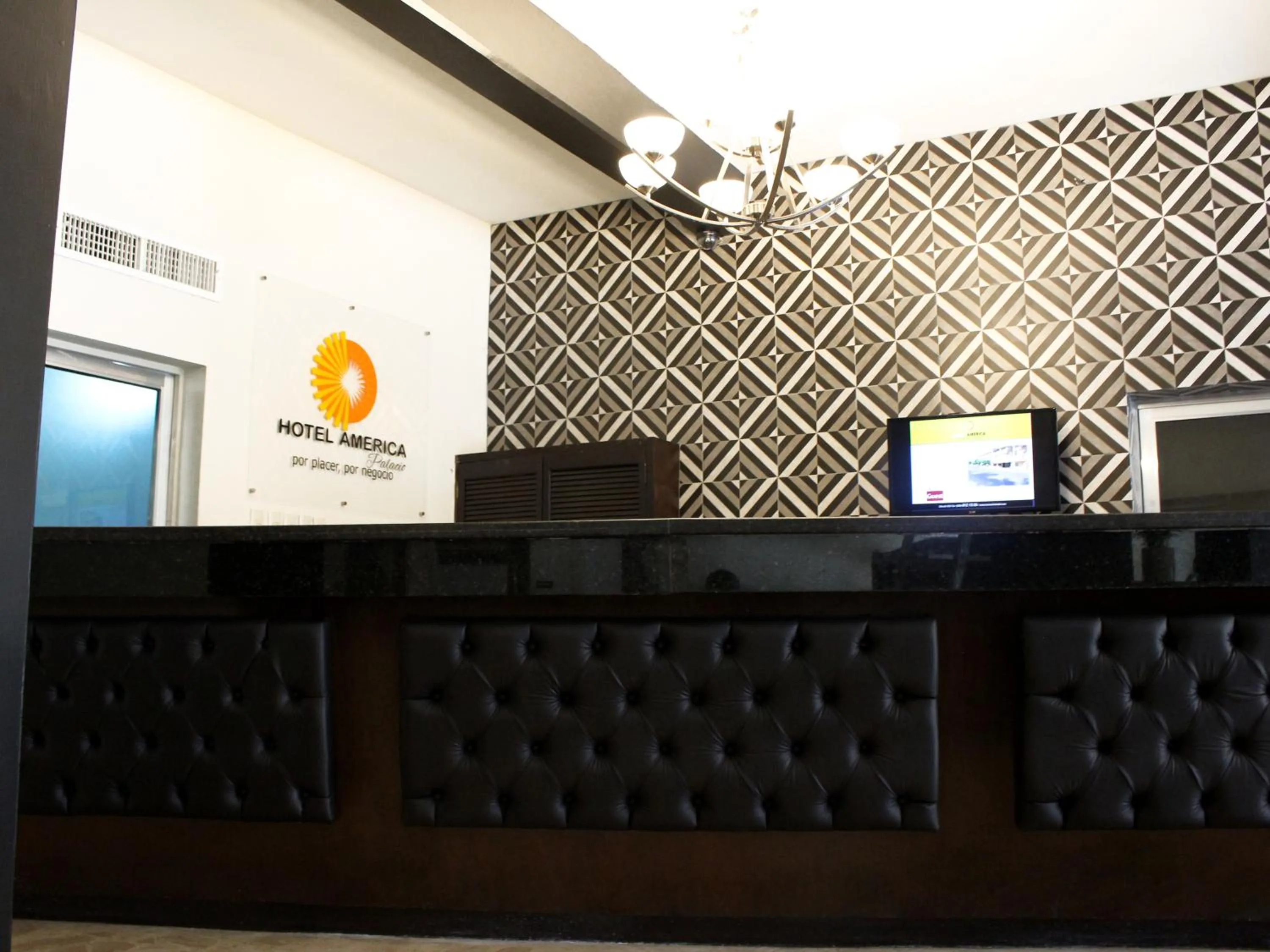 Lobby or reception in Hotel America Palacio