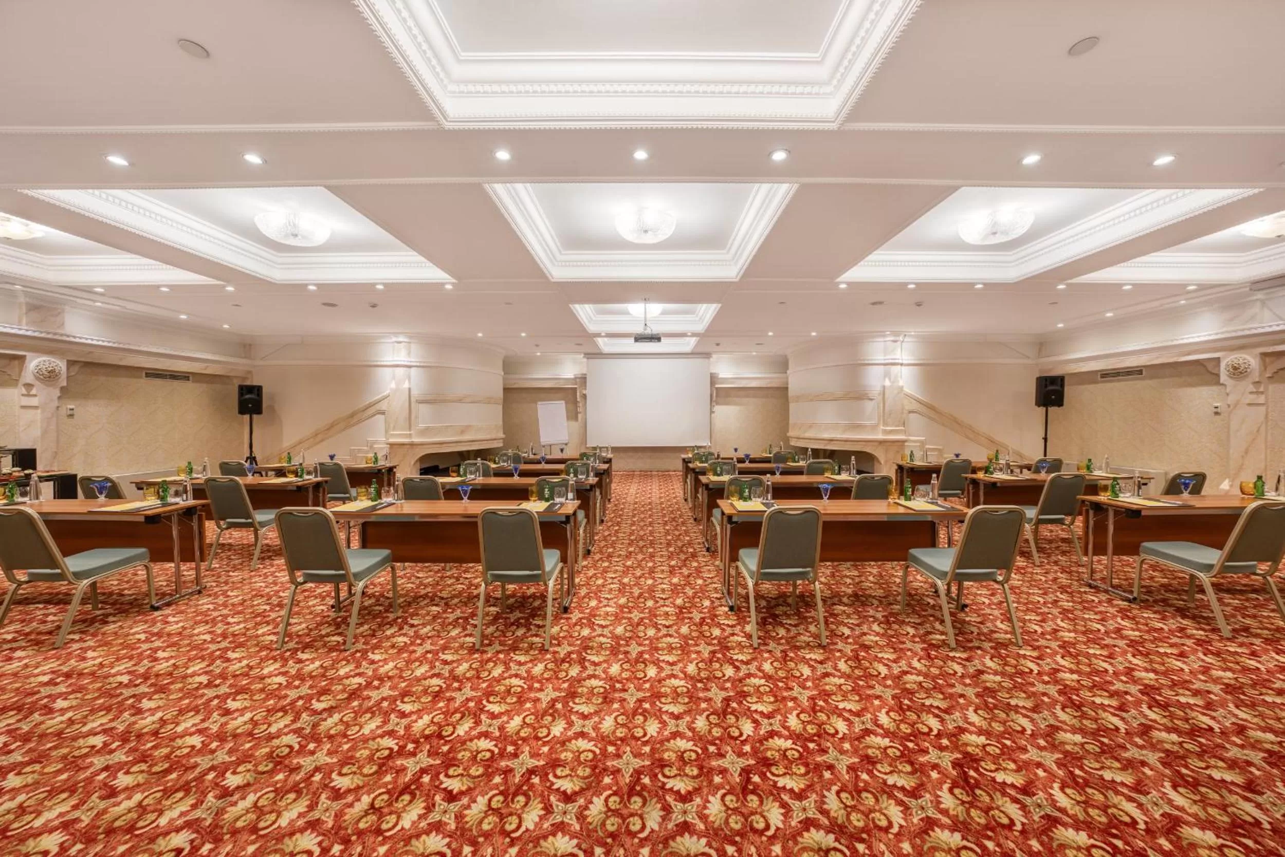 Meeting/conference room in Crowne Plaza Istanbul - Old City by IHG