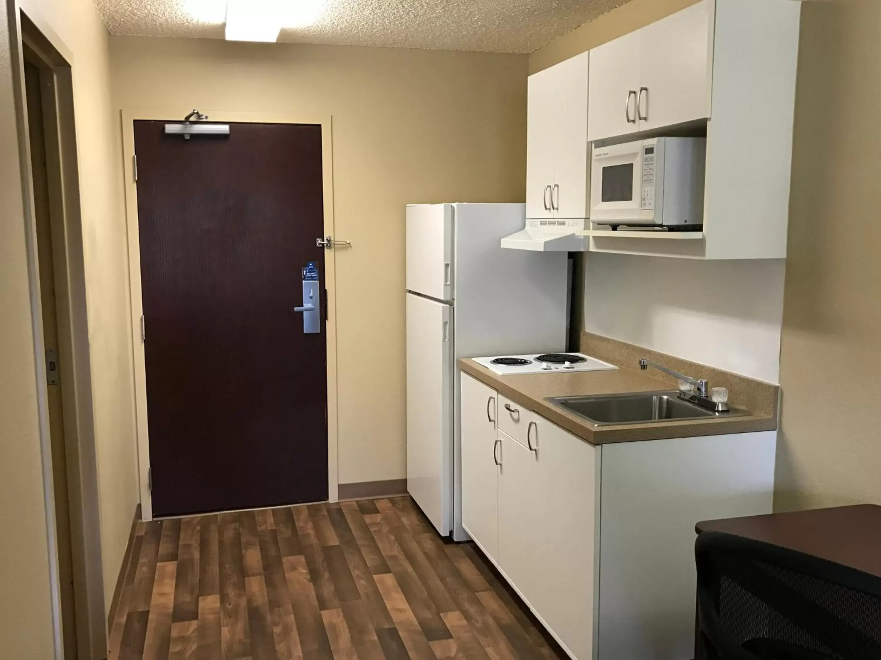 Kitchen or kitchenette, Kitchen/Kitchenette in Extended Stay America Suites - Boise - Airport