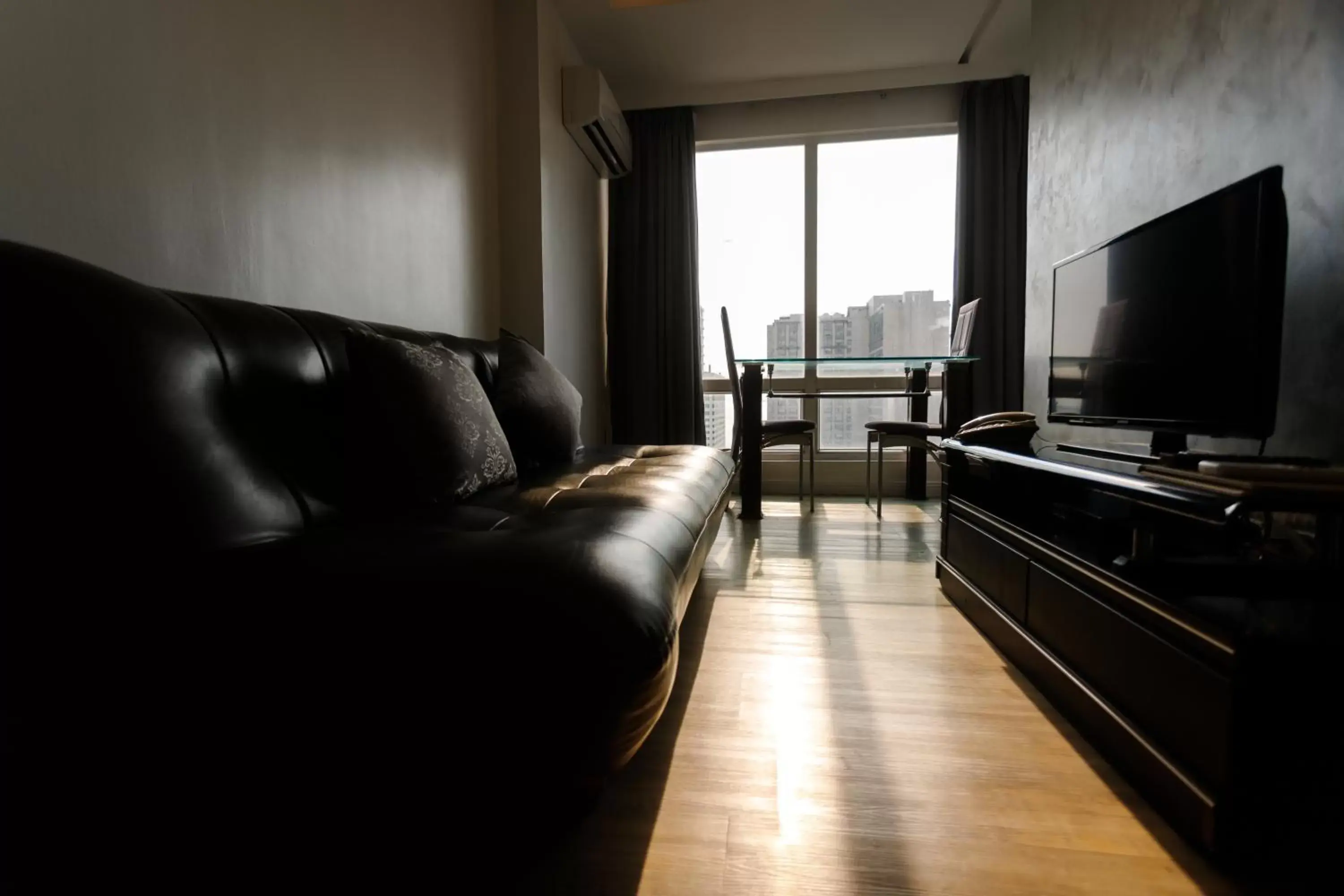 Living room, Seating Area in Regency Grand Suites